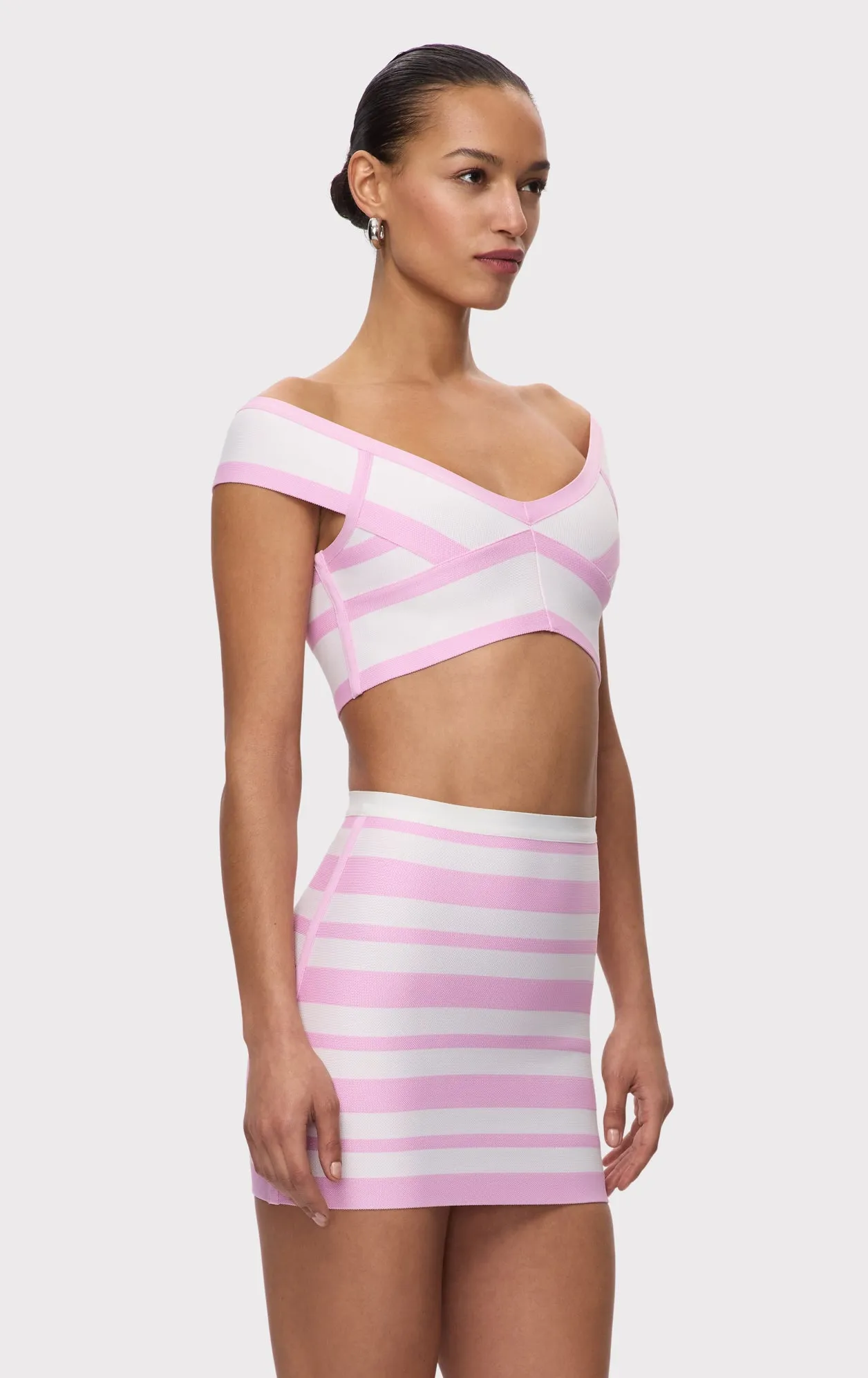 THE SPOTLIGHT CROP TOP sold by Herve Leger product image thumbnail 5