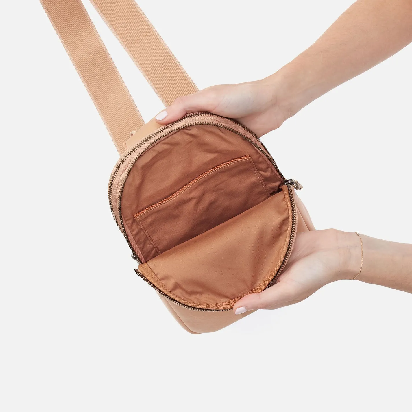 Cass Sling In Pebbled Leather - Porcini sold by HOBO product image thumbnail 3