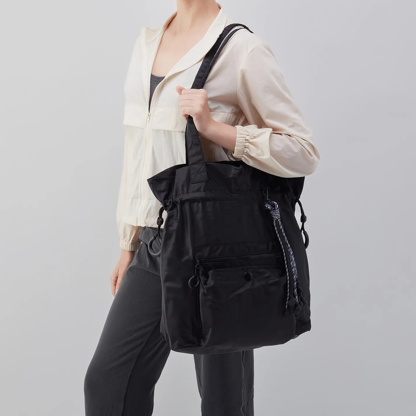 EASY DRAW Tote in CaRefiber recycled nylon - Lotus sold by HOBO product image thumbnail 5