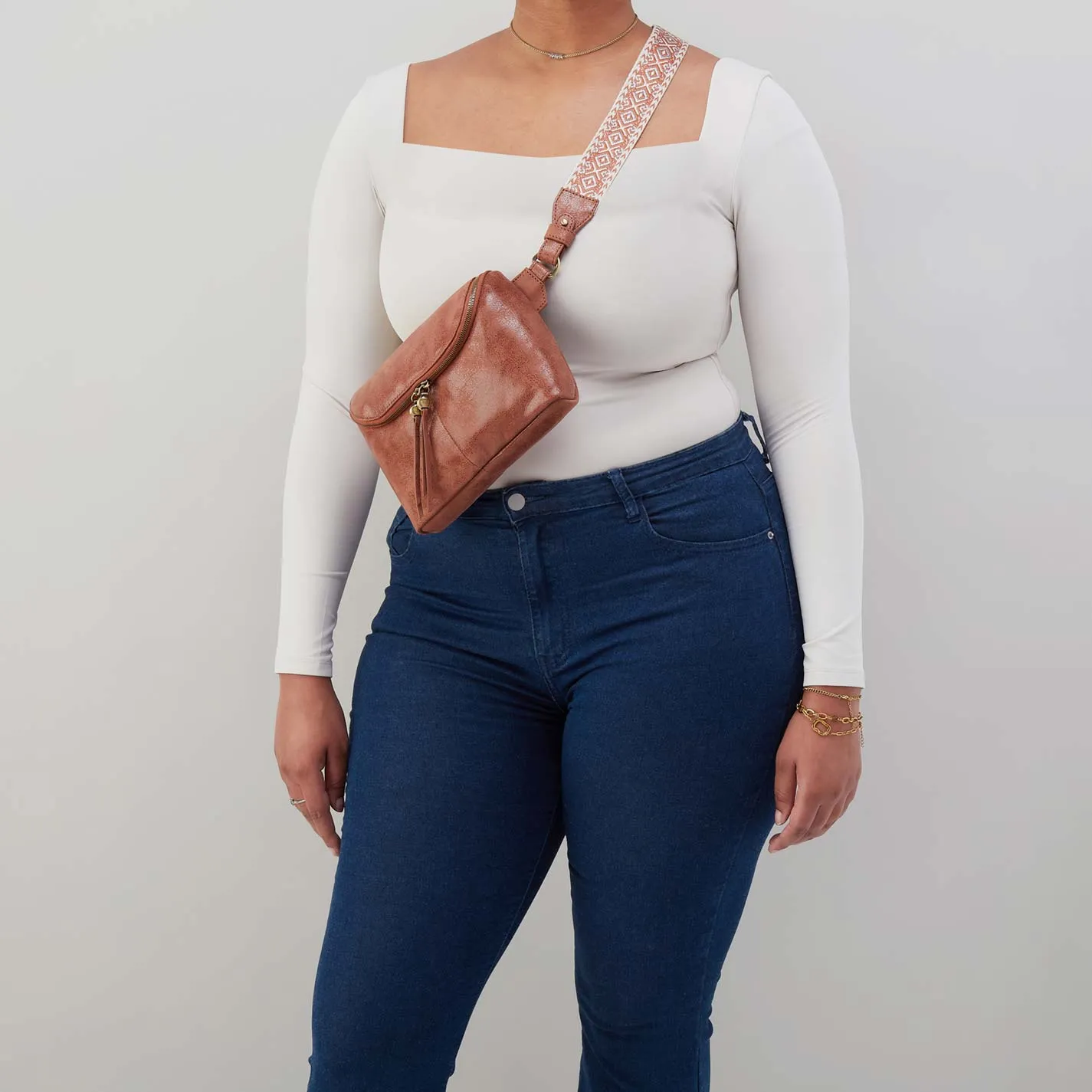 Fern Large Belt Bag in Buffed Leather - Burnished Saddle sold by HOBO product image thumbnail 3