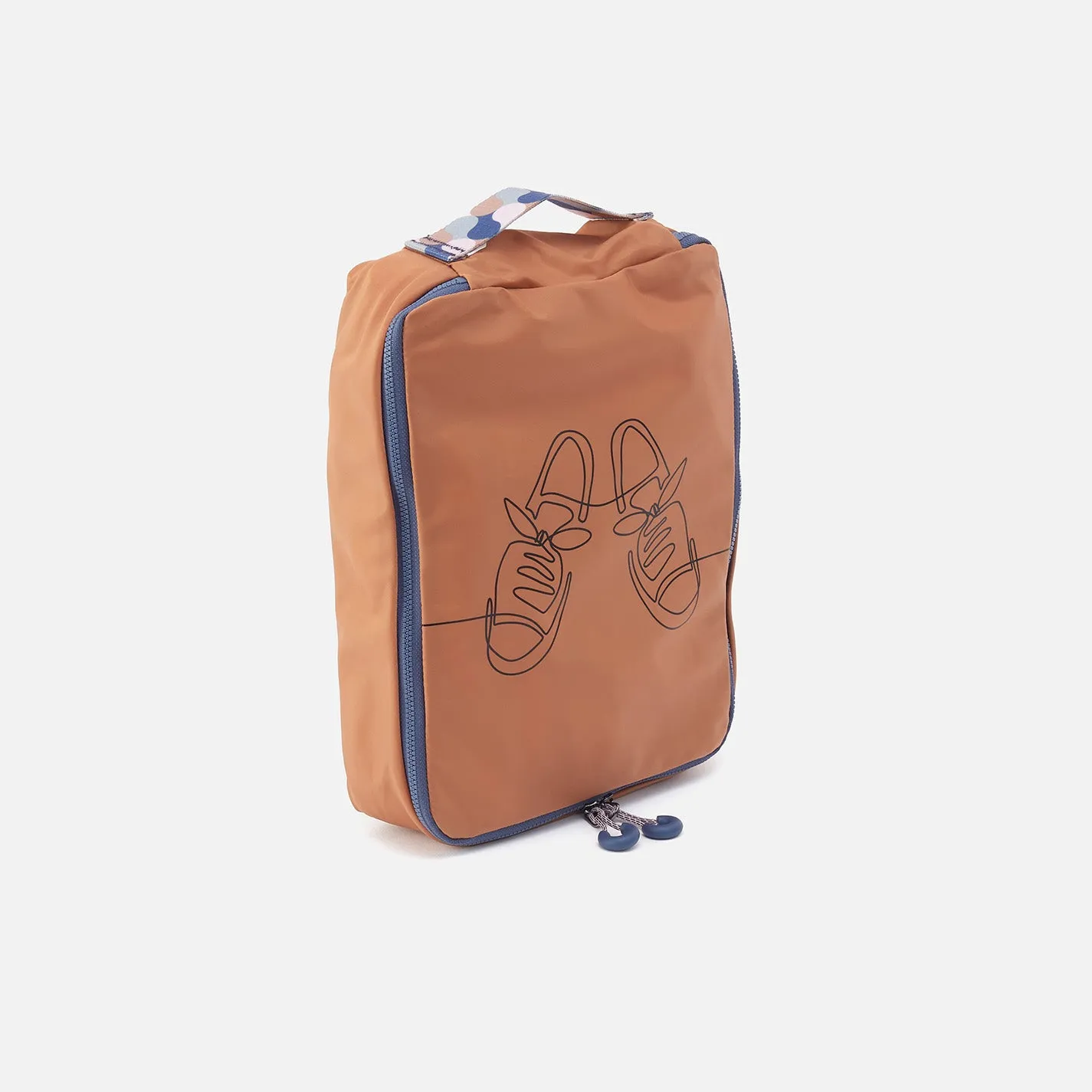 SET TO GO Shoe Packing Cube in CaRefiber recycled nylon - Dune sold by HOBO product image thumbnail 2