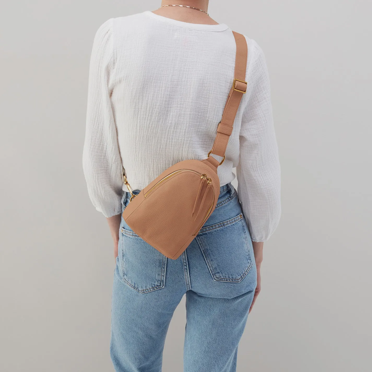 Fern Sling In Pebbled Leather - Sandstorm sold by HOBO product image thumbnail 3