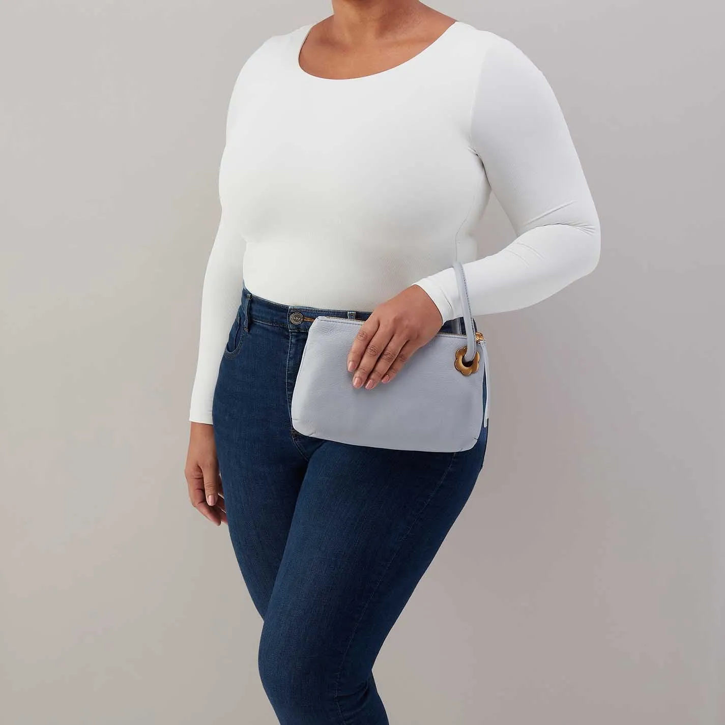 Daisy Daze Large Wristlet in Pebbled Leather - Indigo Cloud sold by HOBO product image thumbnail 3