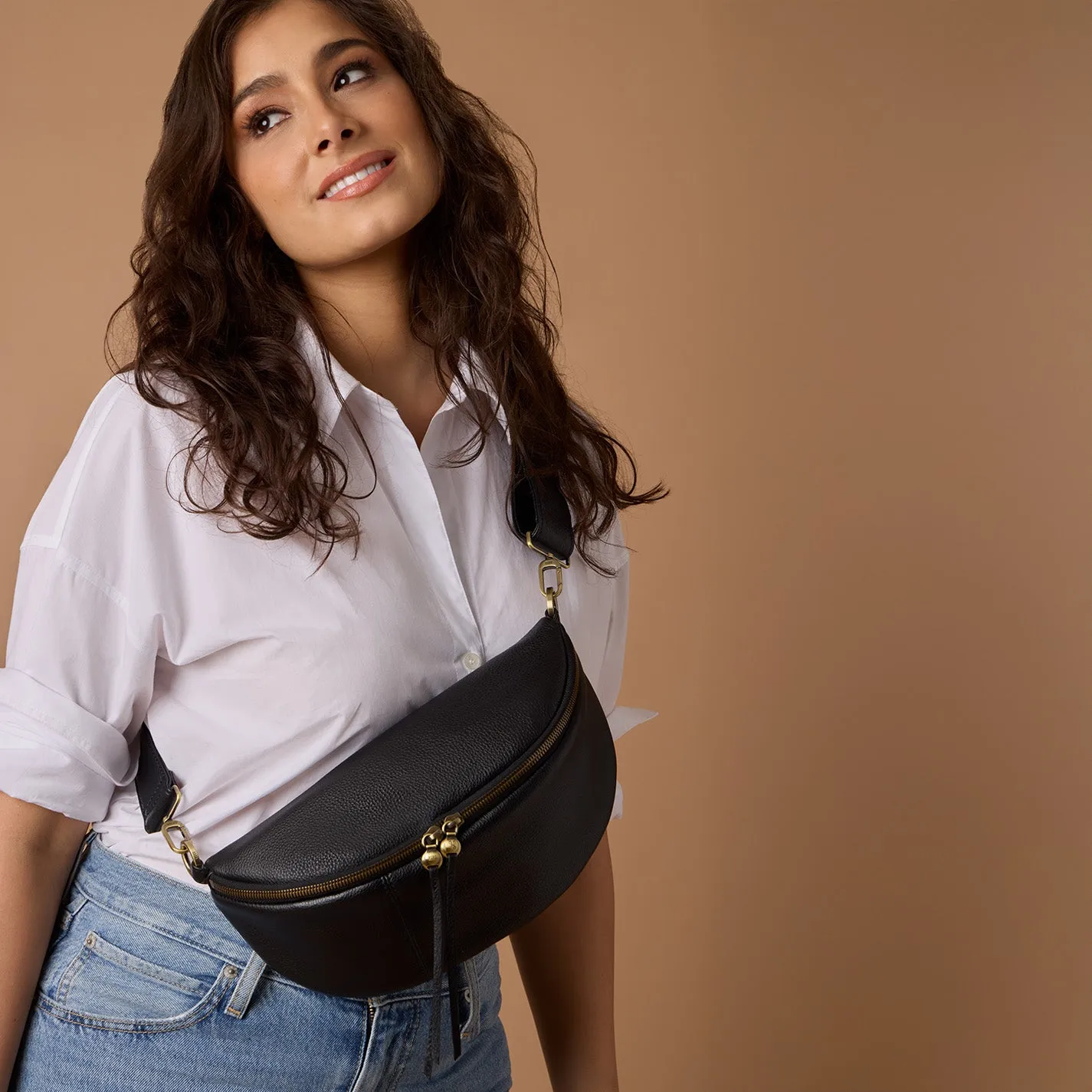 Hunter Medium Belt Bag In Pebbled Leather - Black sold by HOBO product image thumbnail 2