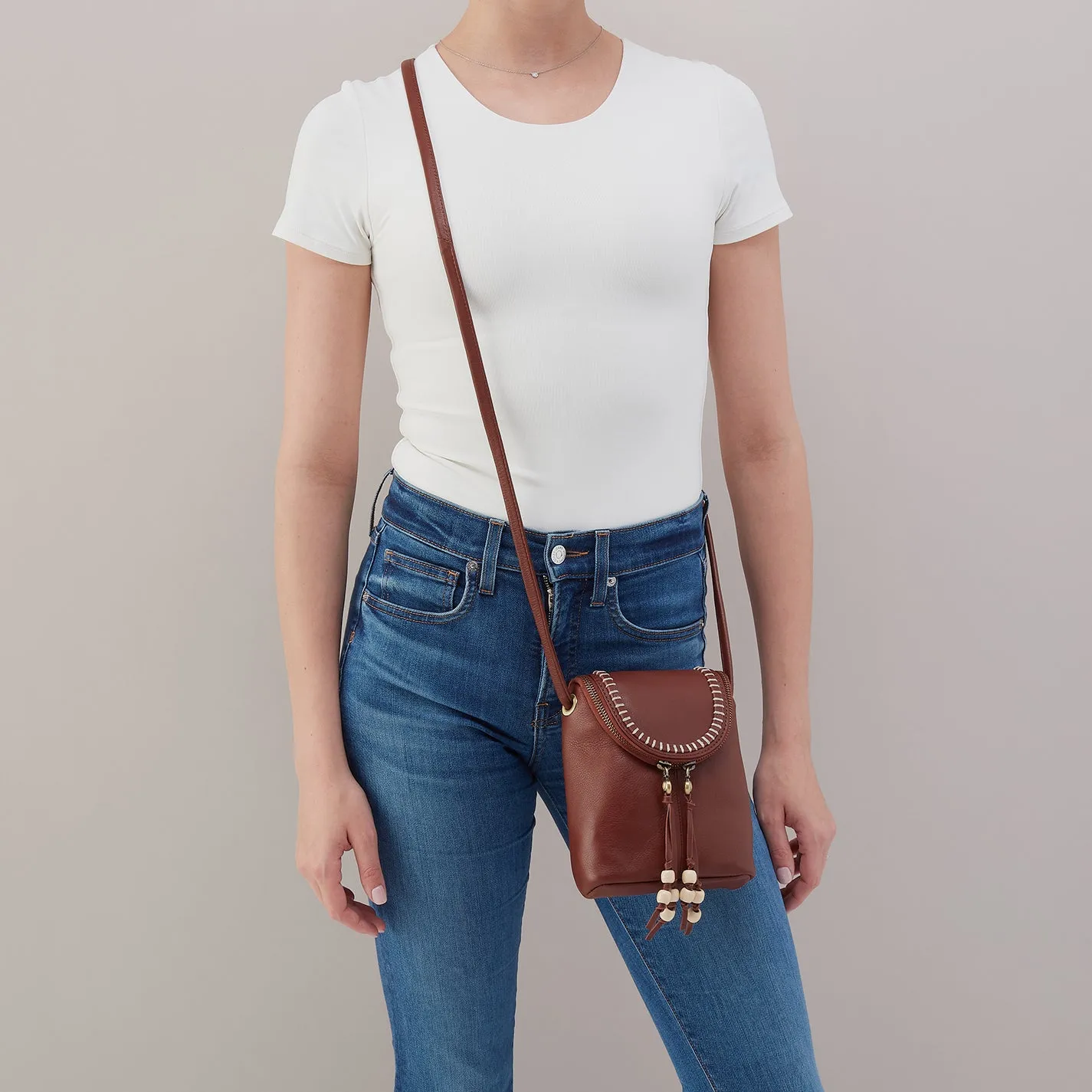 Fern Crossbody In Cloud Leather - Cocoa Bean sold by HOBO product image thumbnail 3