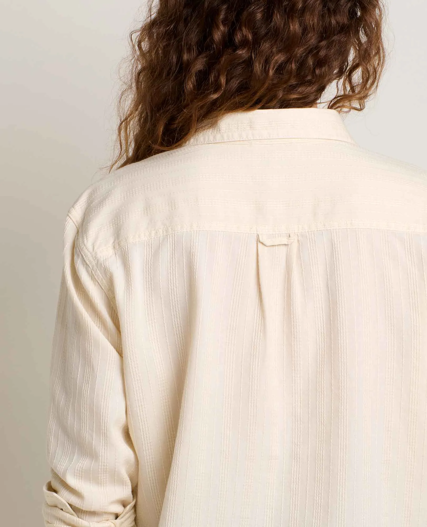 Women's Airscape Long Sleeve Shirt sold by TOAD&CO product image thumbnail 4