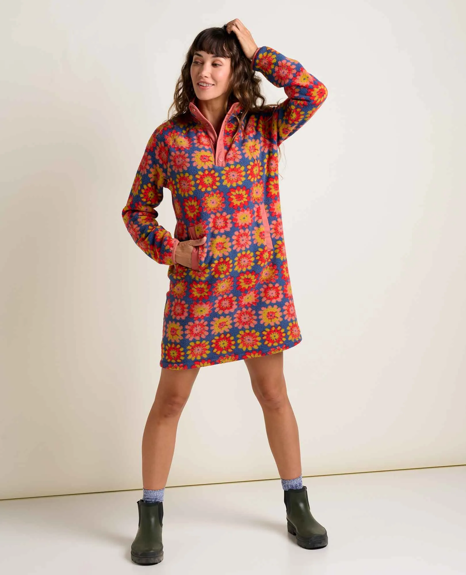 Campo Fleece 1/4 Snap Dress sold by TOAD&CO product image thumbnail 3