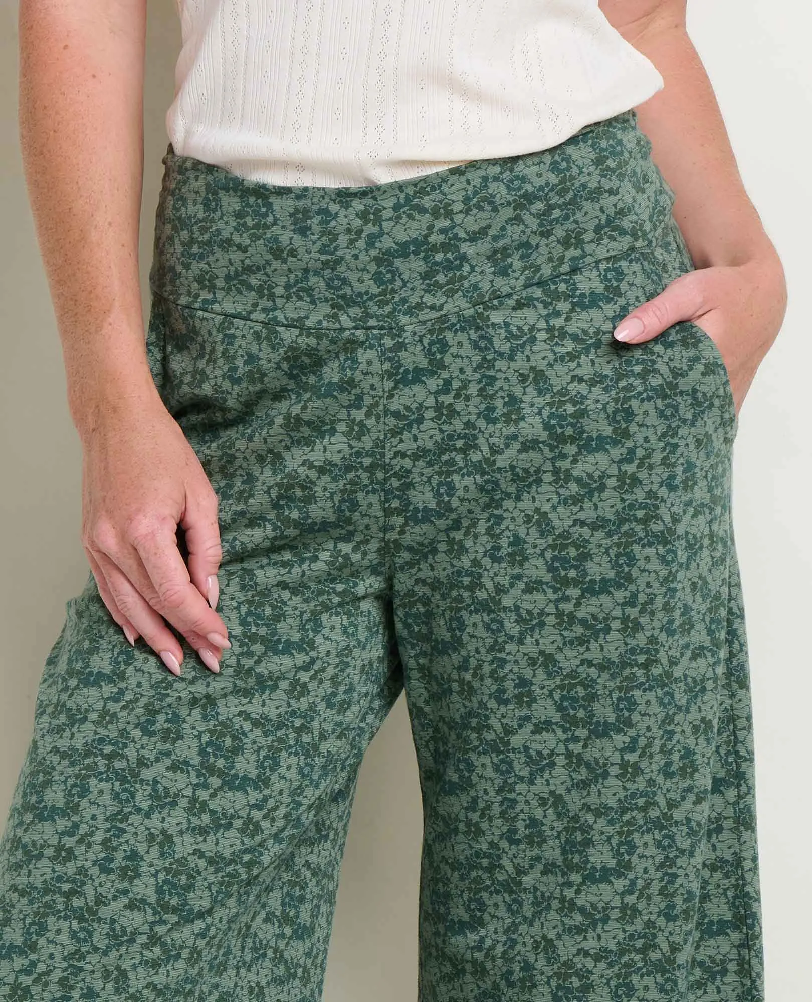 Chaka Wide Leg Crop Pant sold by TOAD&CO product image thumbnail 3