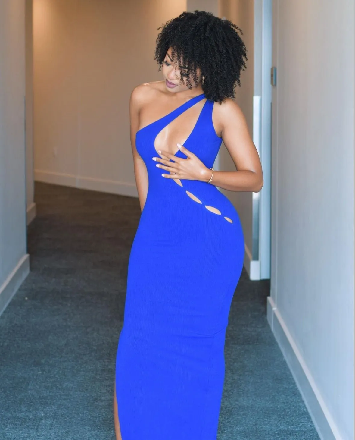 Royal Blue Ribbed One Shoulder Cut Out Slit Dress sold by Hot Miami Styles product image thumbnail 3