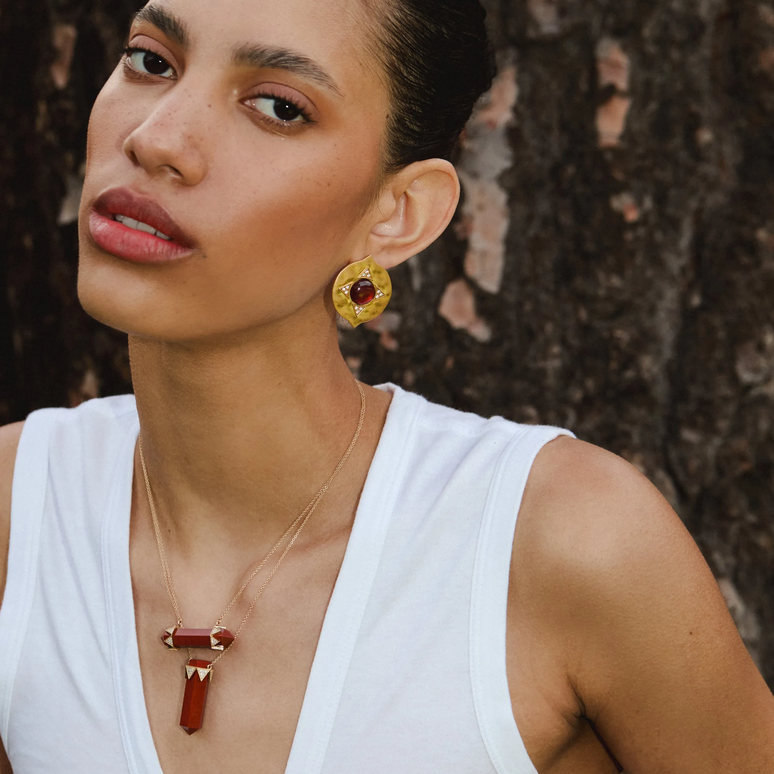 The Nova Red Jasper Horizontal Diamond Crown Necklace x McMullen sold by House of Harlow 1960 product image thumbnail 4