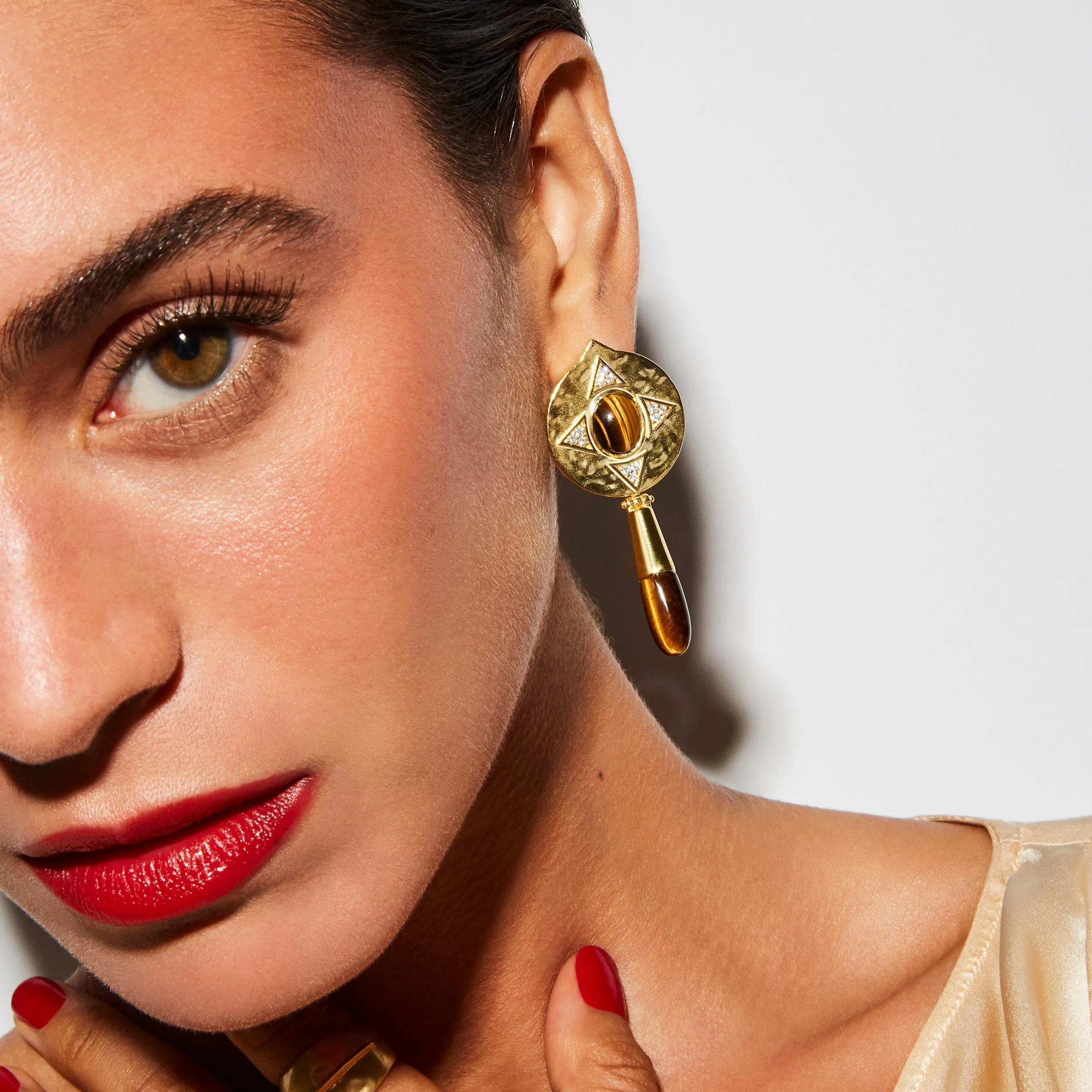 Hathor Teardrop Earrings sold by House of Harlow 1960 product image thumbnail 2