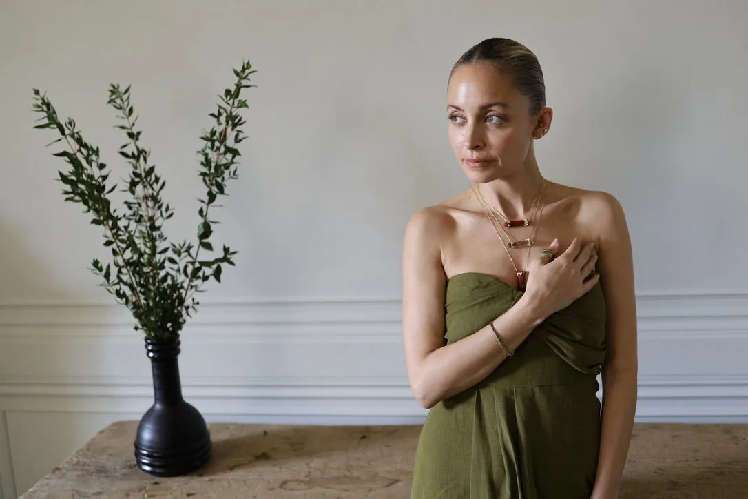 Red Jasper Horizontal Diamond Crown Necklace sold by House of Harlow 1960 product image thumbnail 4