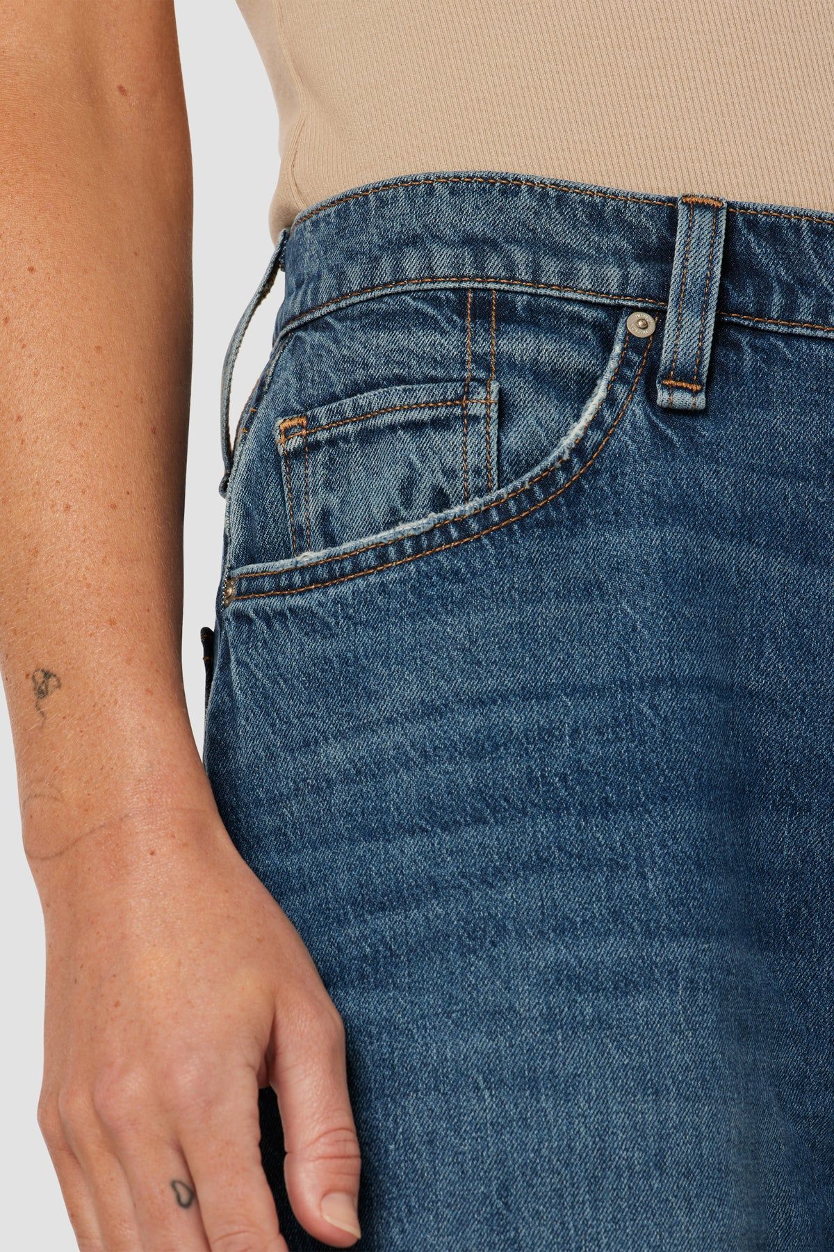 Jodie High-Rise Loose Wide Leg Jean sold by Hudson Jeans product image thumbnail 4