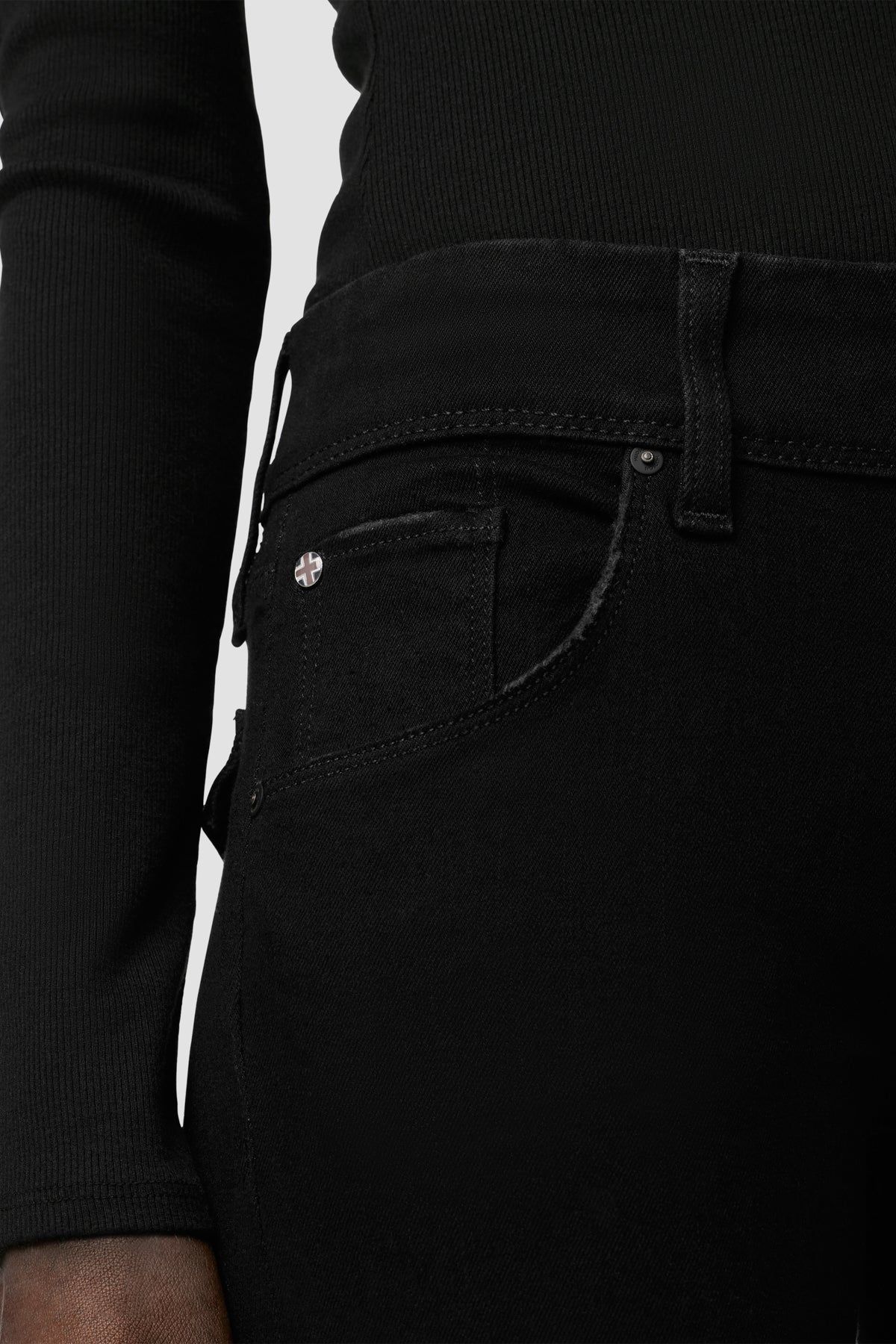 Beth Mid-Rise Baby Bootcut Jean sold by Hudson Jeans product image thumbnail 4