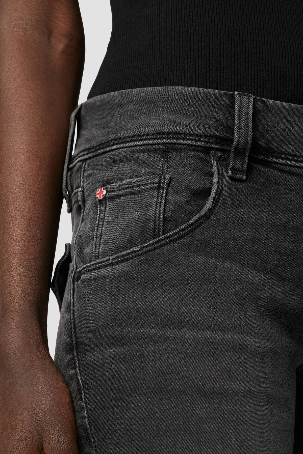 Collin Mid-Rise Skinny Jean sold by Hudson Jeans product image thumbnail 4