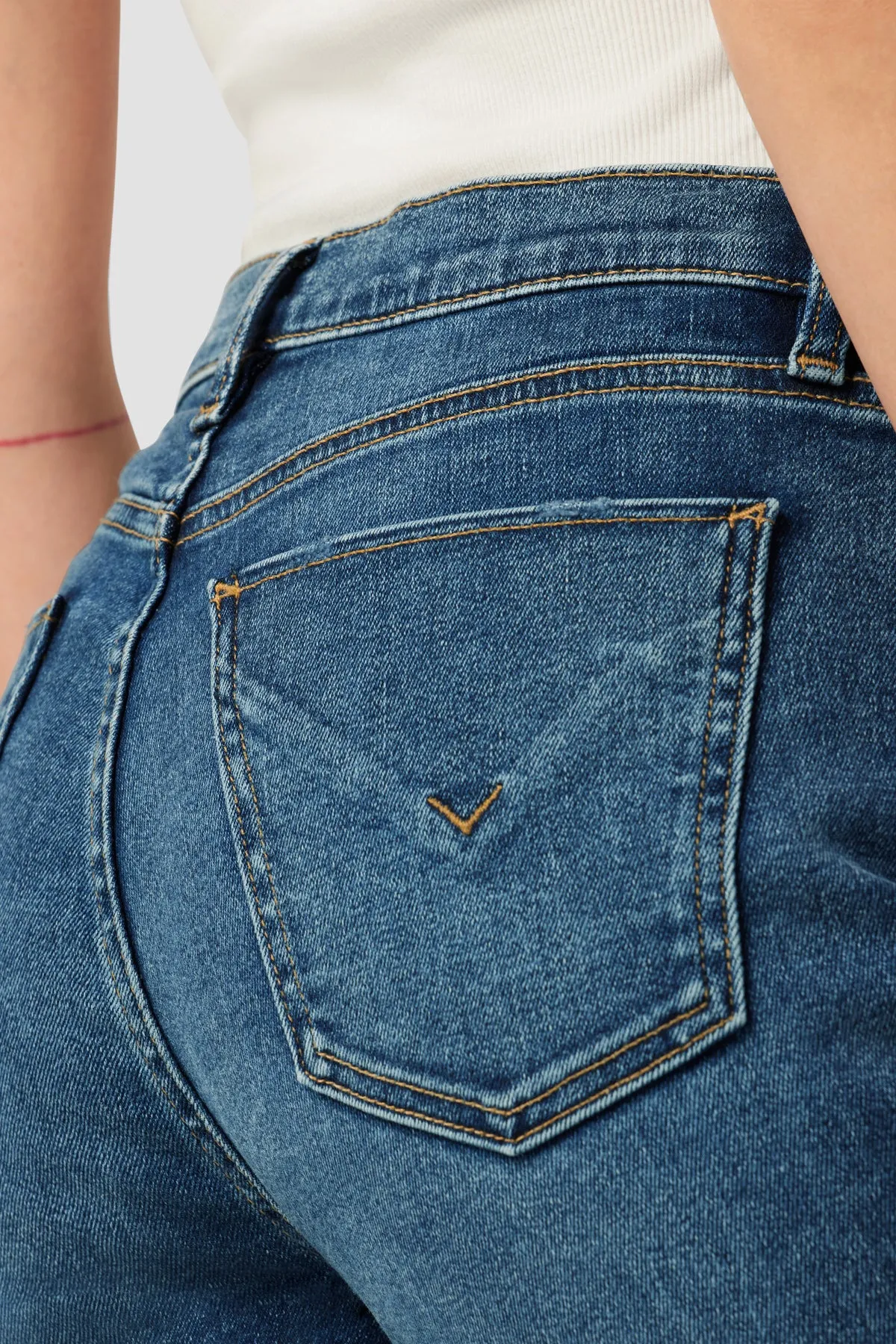 Lana Mid-Rise Slim Boyfriend Crop Jean sold by Hudson Jeans product image thumbnail 5