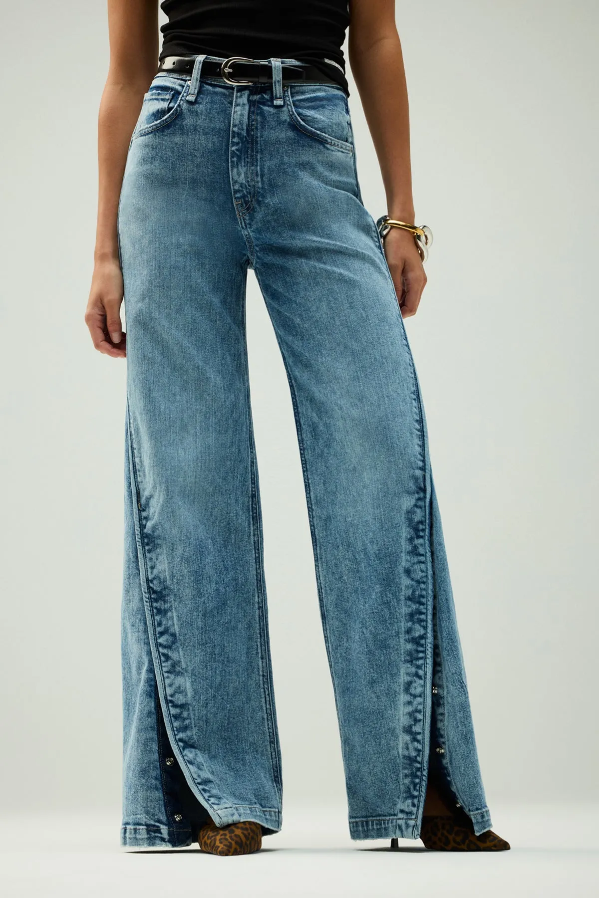 James High-Rise Wide Leg Jean With Forward Seam sold by Hudson Jeans product image thumbnail 2