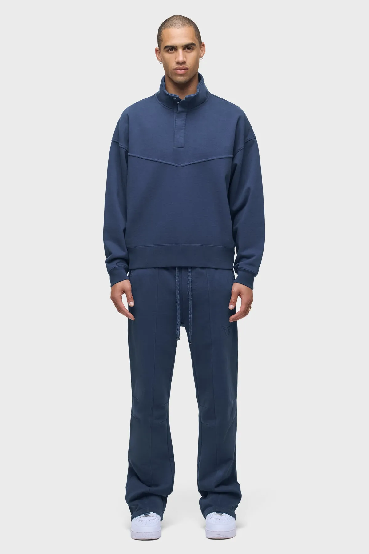 Passion Kick Flare Sweatpant sold by Hudson Jeans product image thumbnail 4