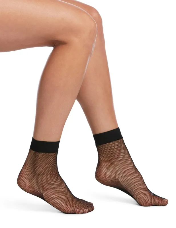 Sporty Fishnet Anklet sold by HUE
