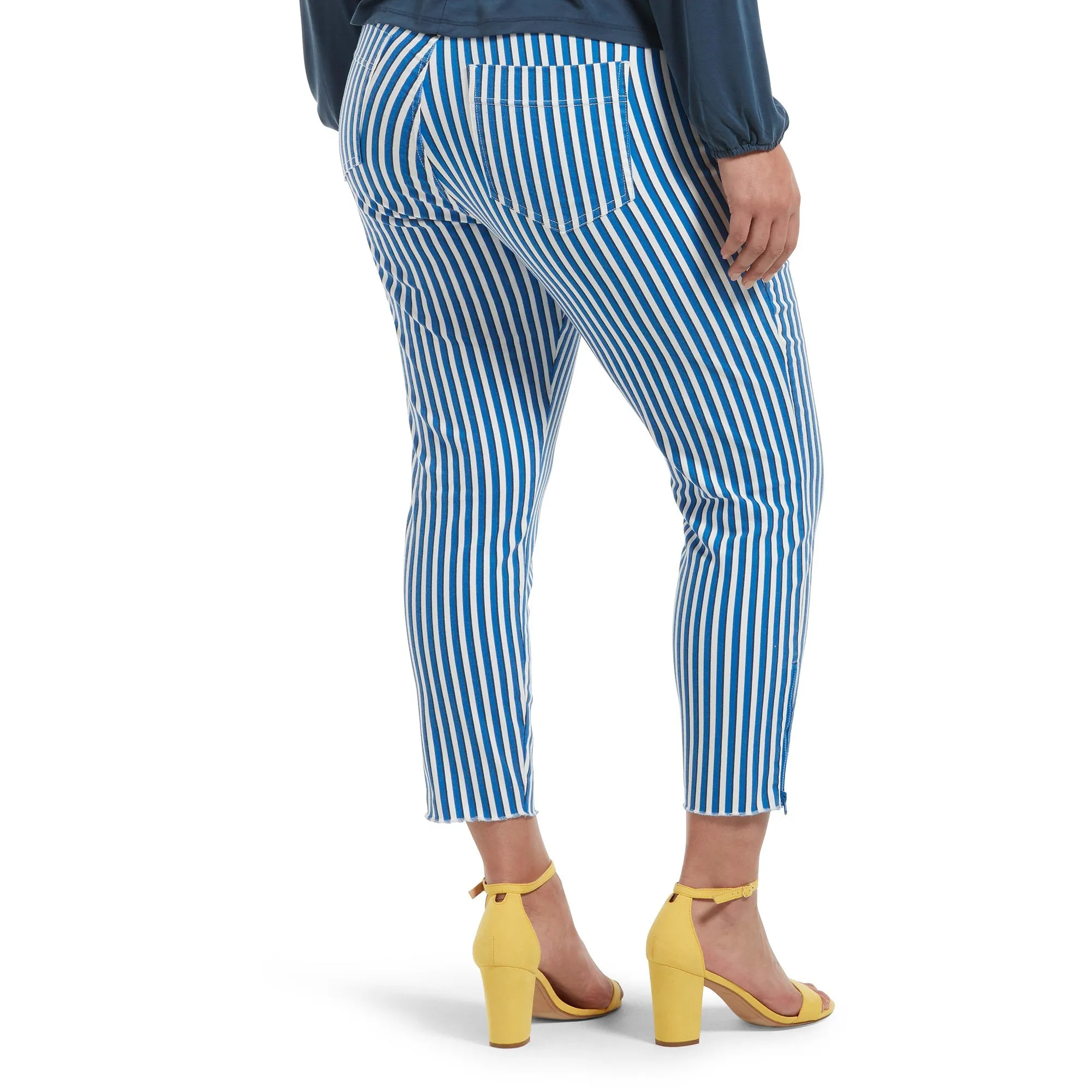 HUE Women's Ultra Soft Denim Jean Capri Leggings, Assorted sold by HUE product image thumbnail 2