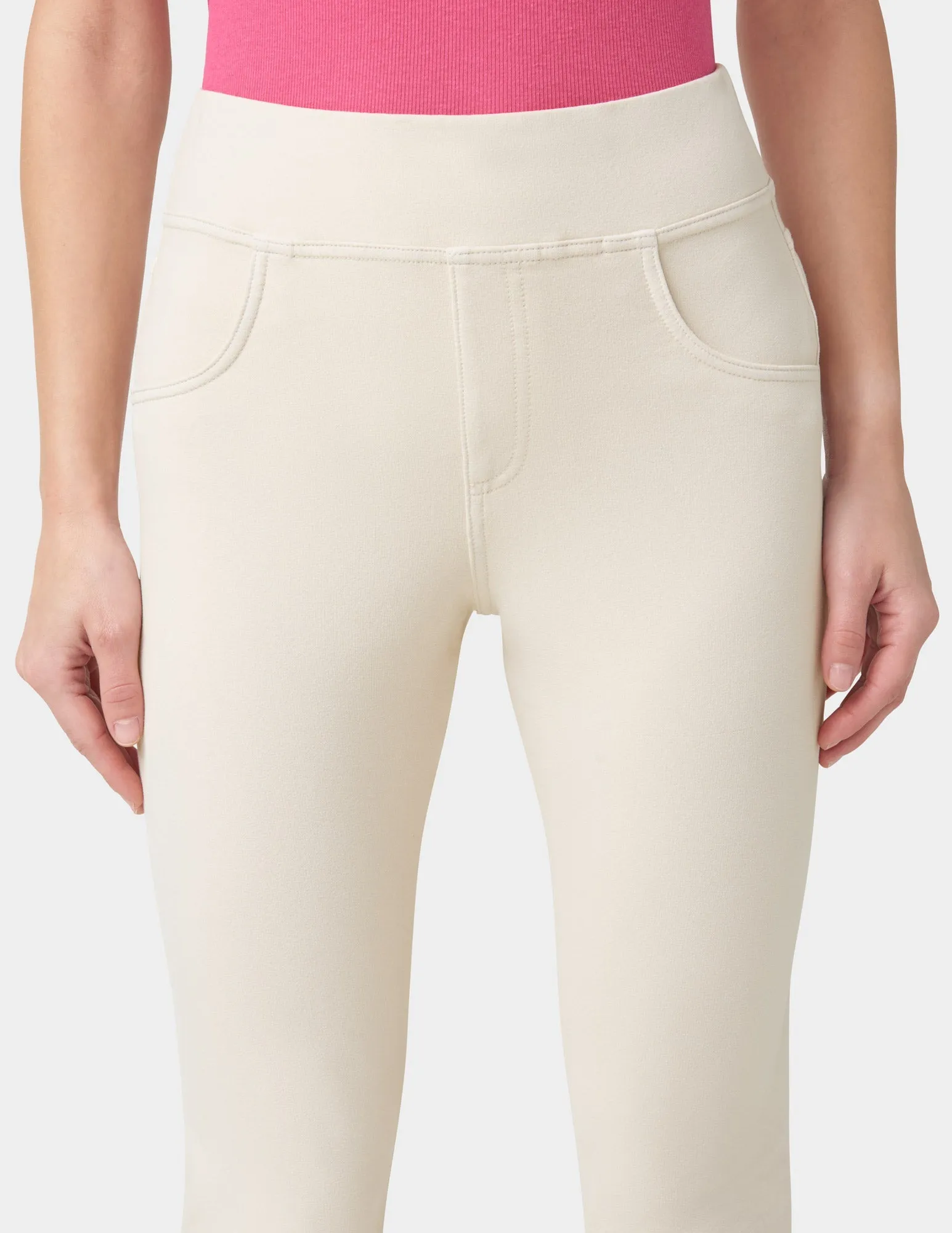 Game Changing Tulip Hem Capri sold by HUE product image thumbnail 5