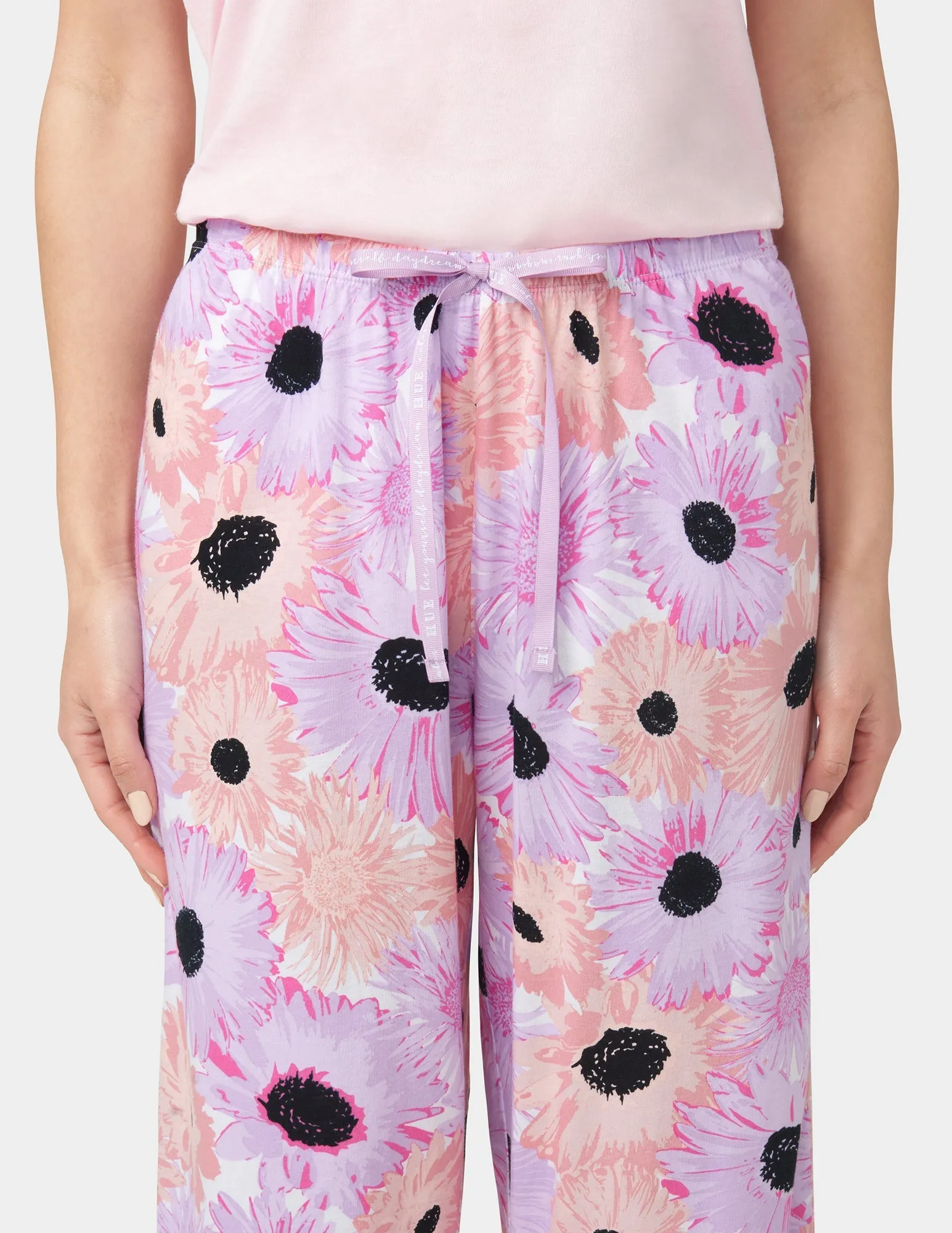 Daisy Delight PJ Capri sold by HUE product image thumbnail 5