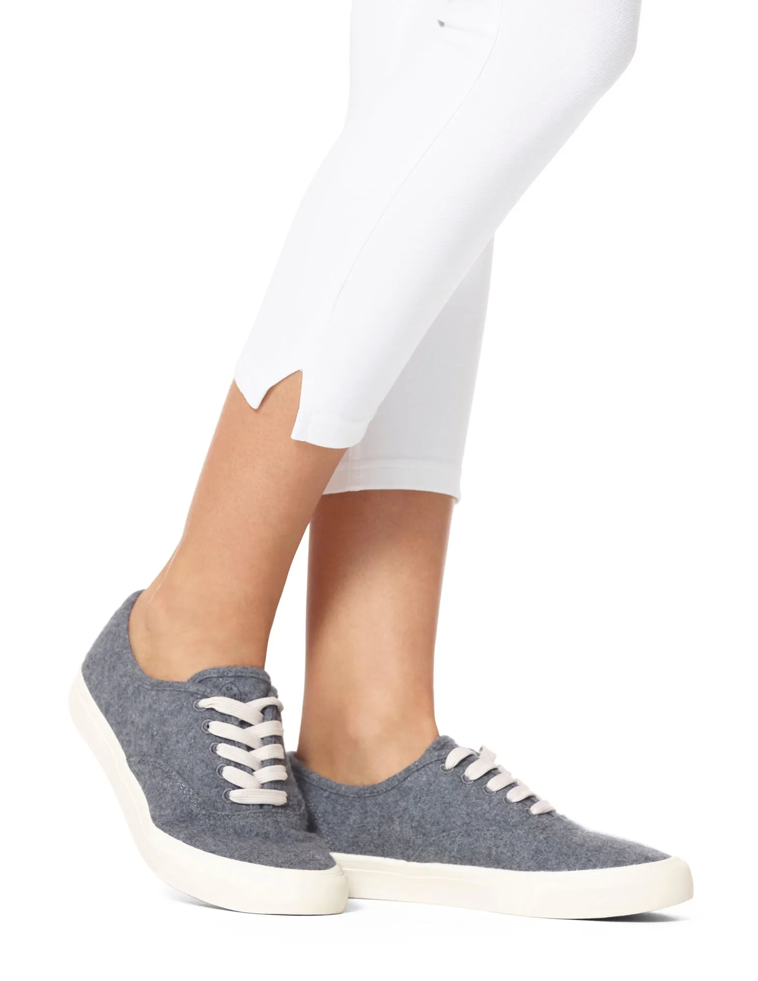 Essential Denim Mid-Rise Capri sold by HUE product image thumbnail 3