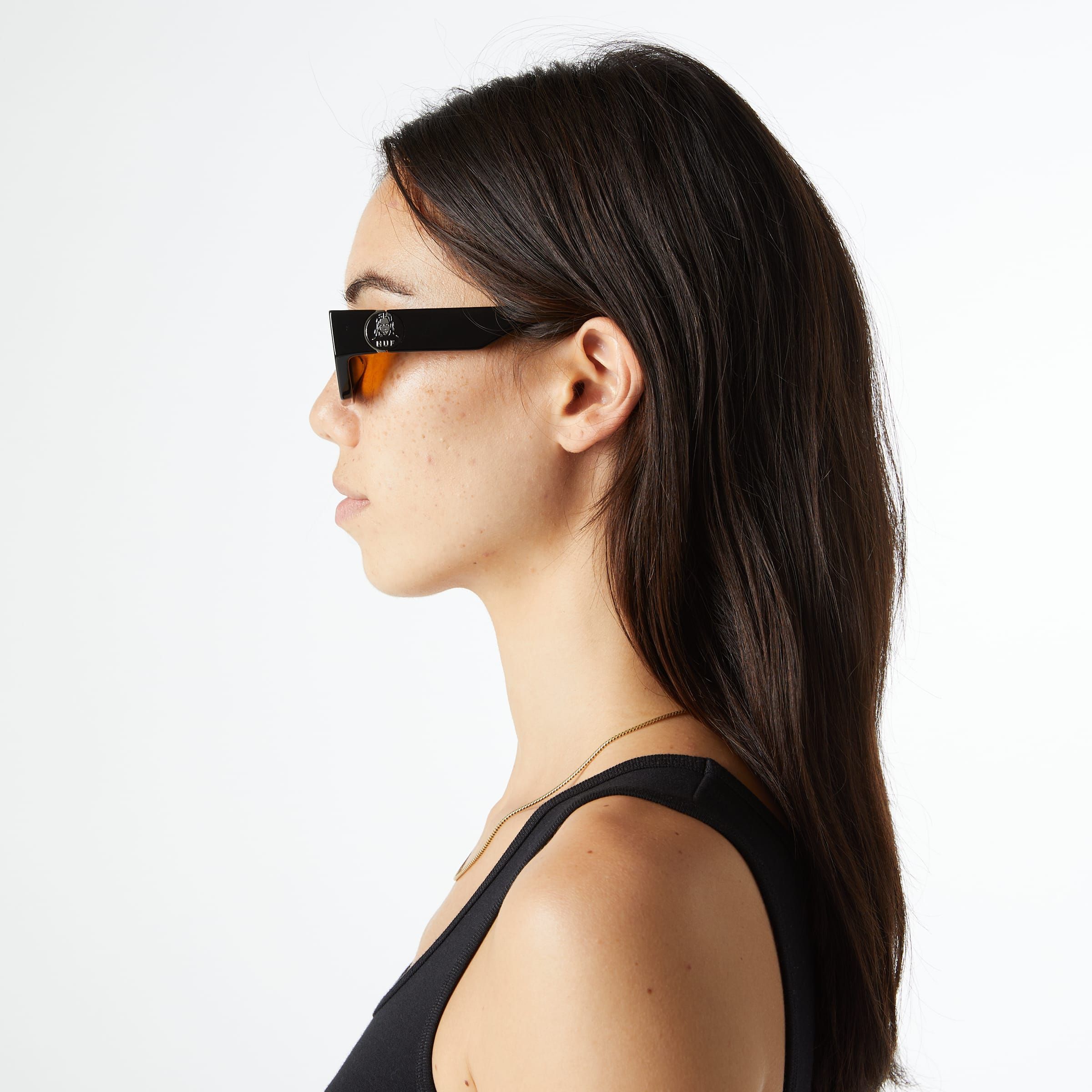 HUF×AKILA SUNGLASS HUF x AKILA lands with a vibrating sunglasses capsule