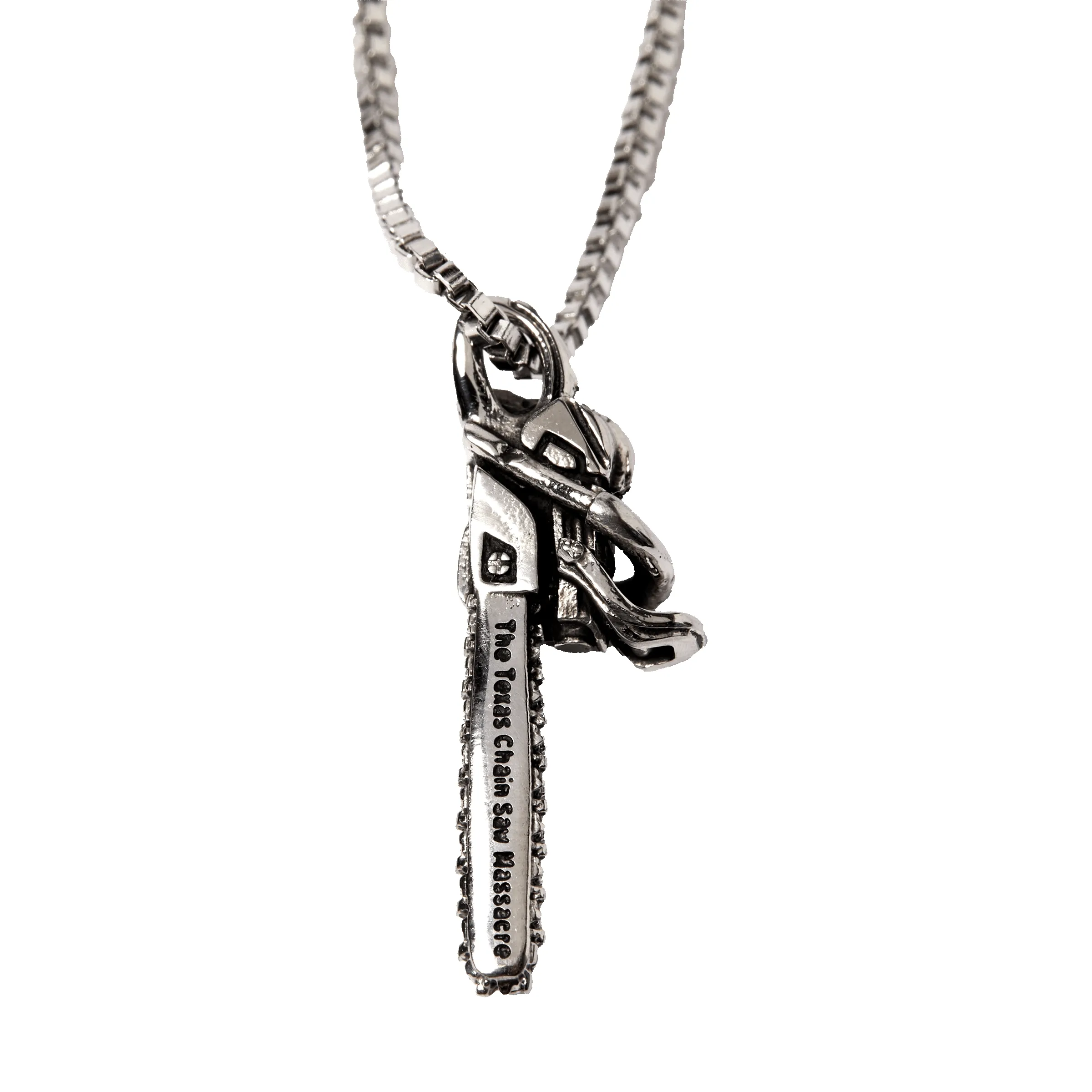 CHAINSAW PENDANT | SILVER | 悪魔のいけにえ し Chainsaw Man Pendant – CerebralEmpire