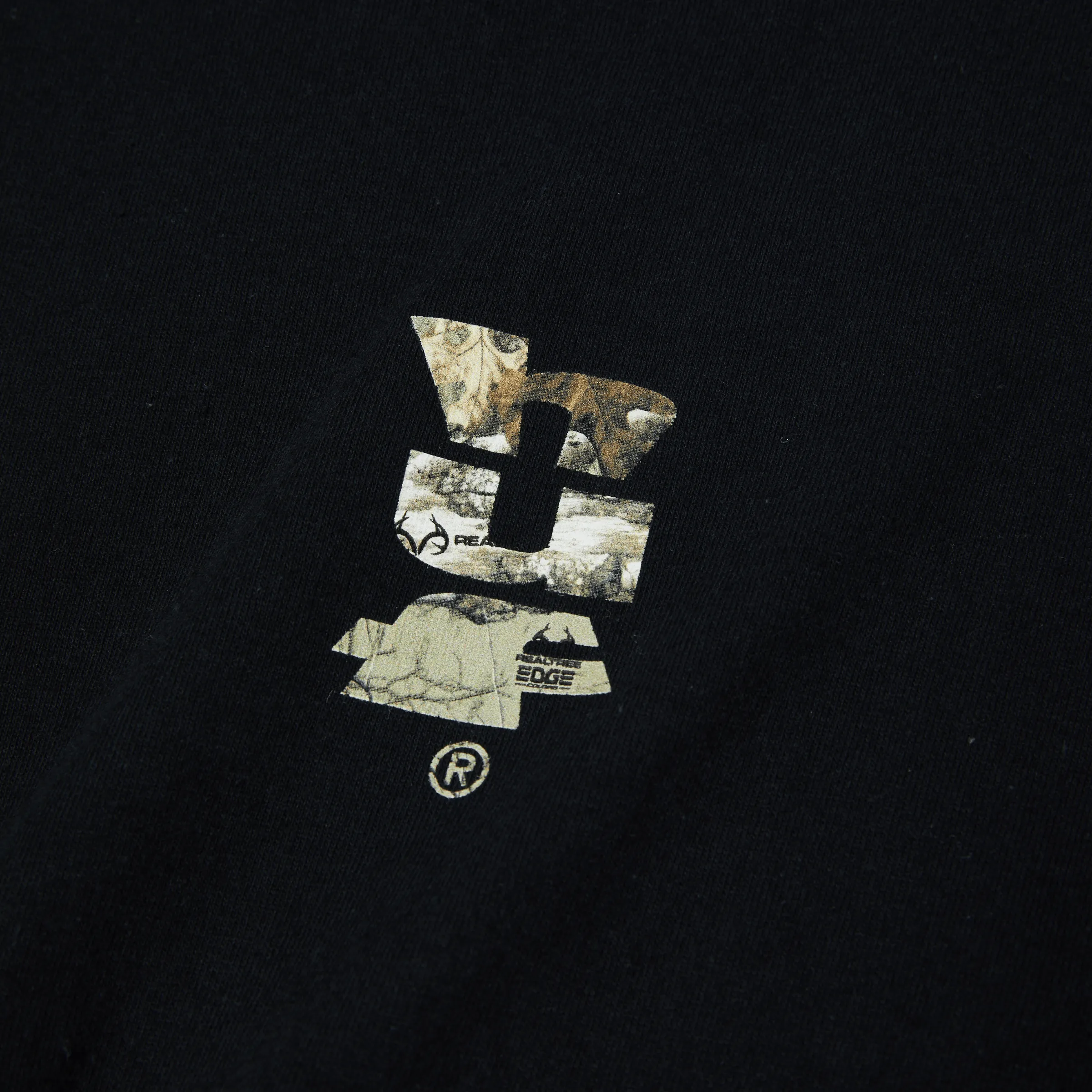 HUF x Realtree Megablast Long Sleeve T-Shirt sold by HUF product image thumbnail 4