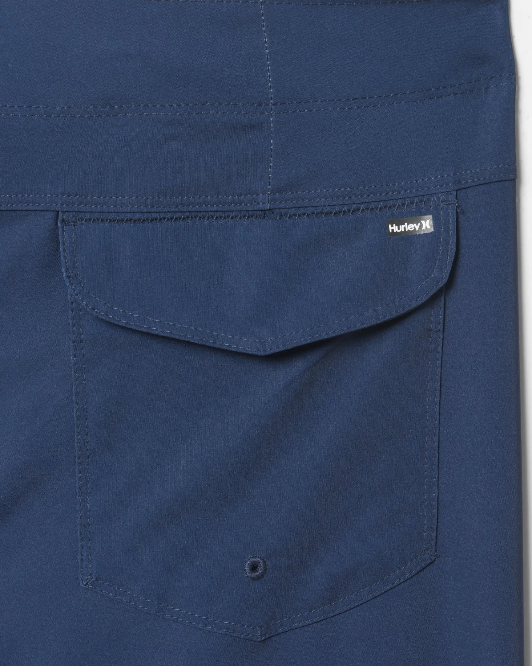 Essential Gradient Boardshort 18" sold by Hurley product image thumbnail 3