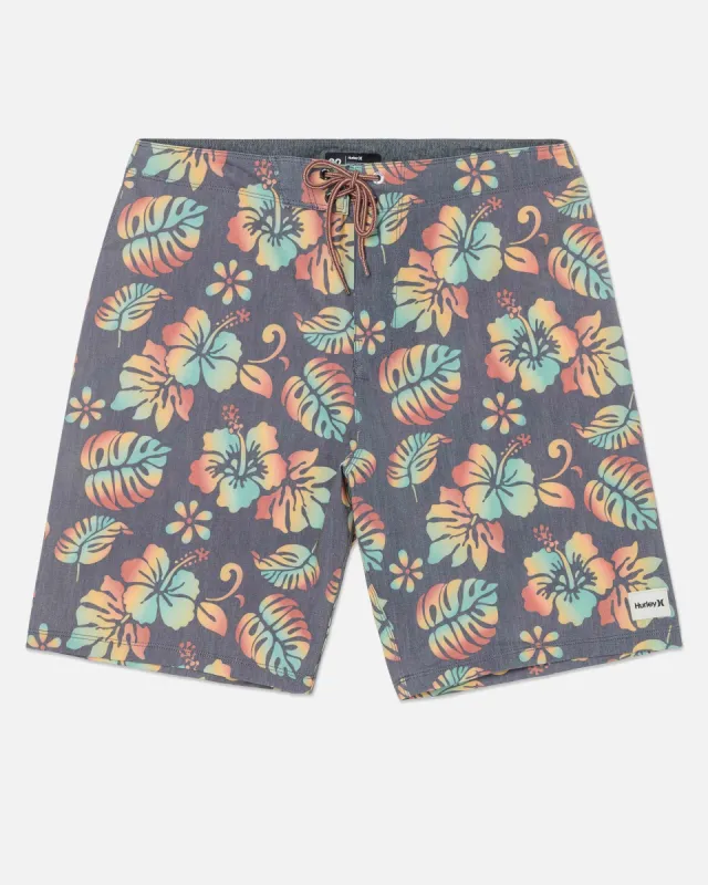 Phantom Naturals Weekender Boardshort 20" sold by Hurley