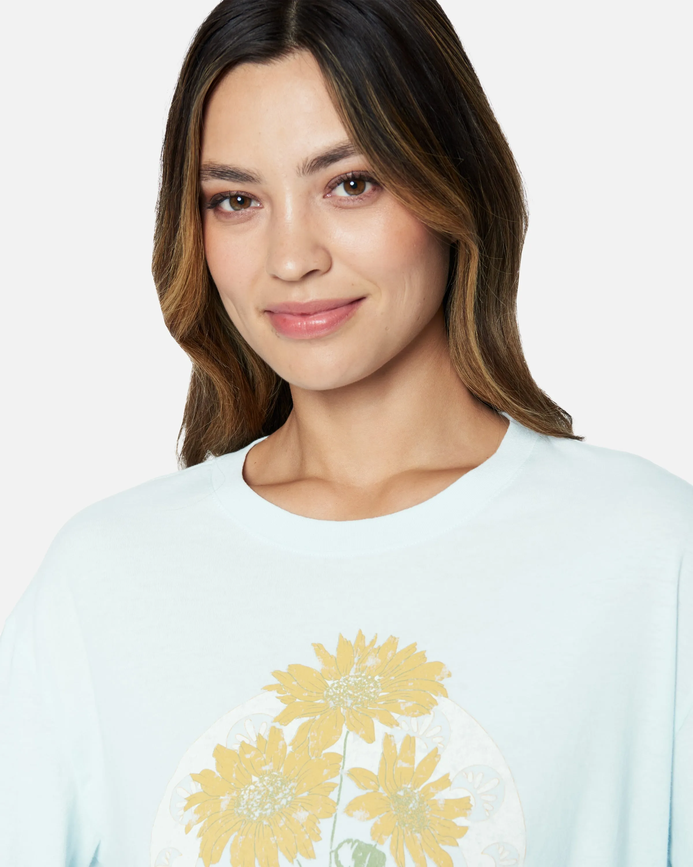 Paige Washed Cropped Boyfriend Long Sleeve Tee sold by Hurley product image thumbnail 4