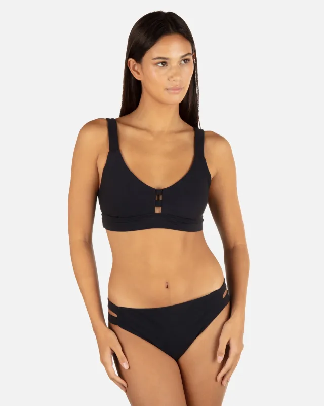 Max Solid Tab Scoop Top sold by Hurley