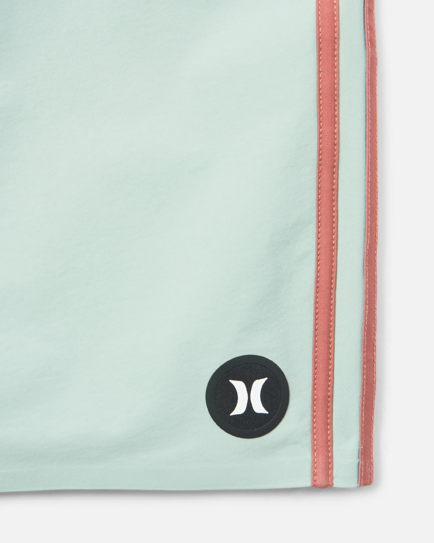 Phantom+ Tailgate Renegade Boardshort 18" sold by Hurley product image thumbnail 3