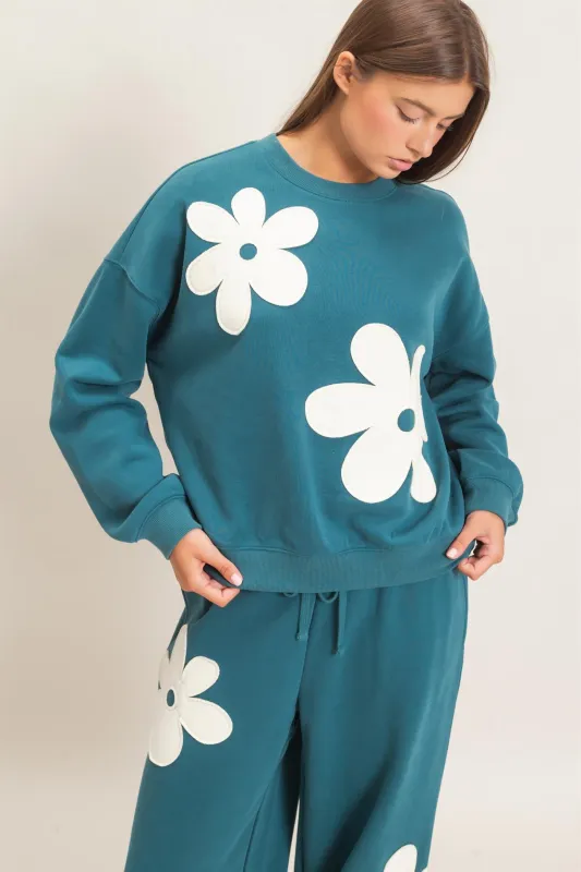 Floral Applique Crew Neck Sweatshirt made by Double Zero