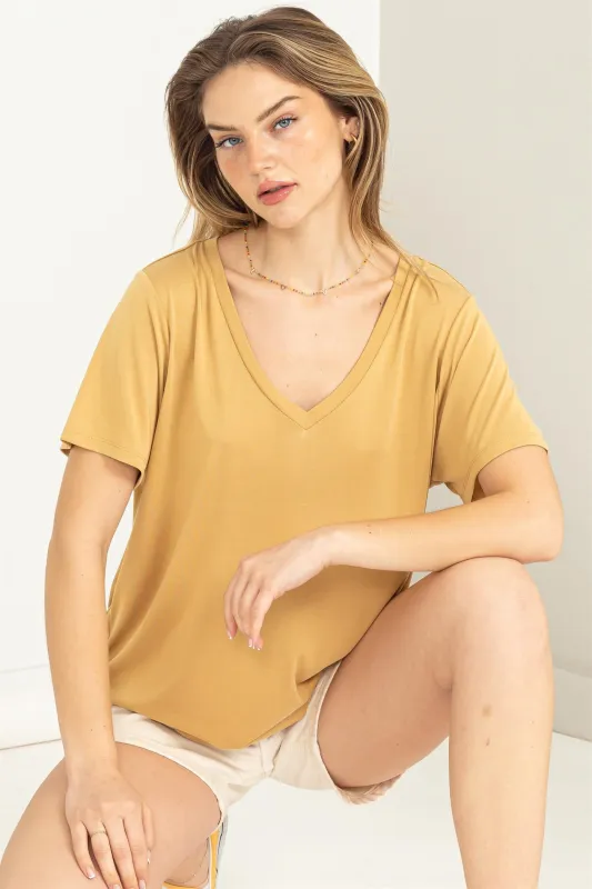 V-Neck Short-Sleeve Top made by Double Zero
