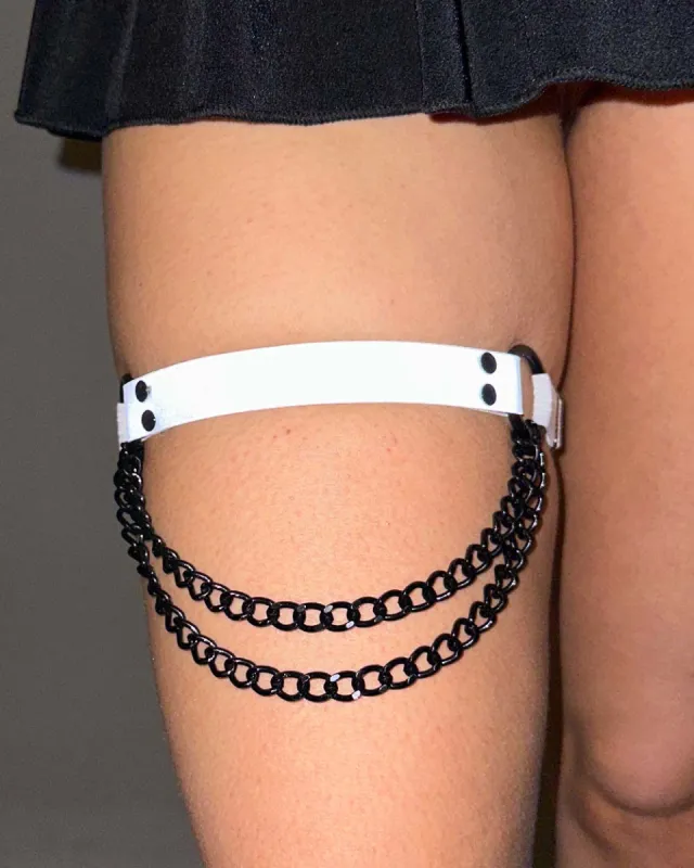 X-Quisite Chain Single Reflective Leg Garter sold by iHeartRaves
