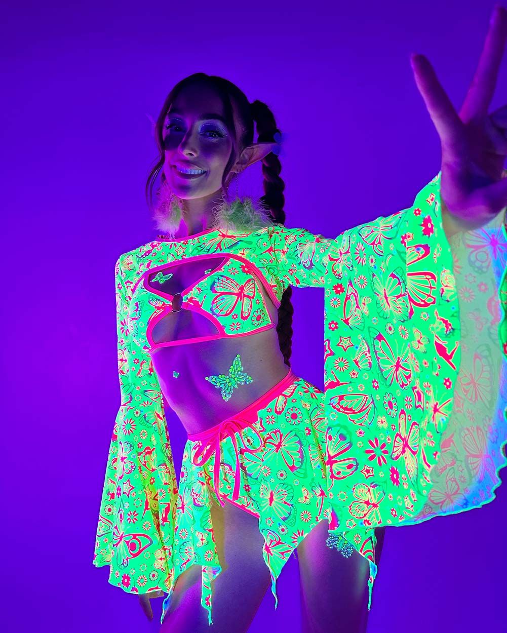 Lunita x iHR Sweet Serendipity Enchanted Fan Shrug sold by iHeartRaves product image thumbnail 2