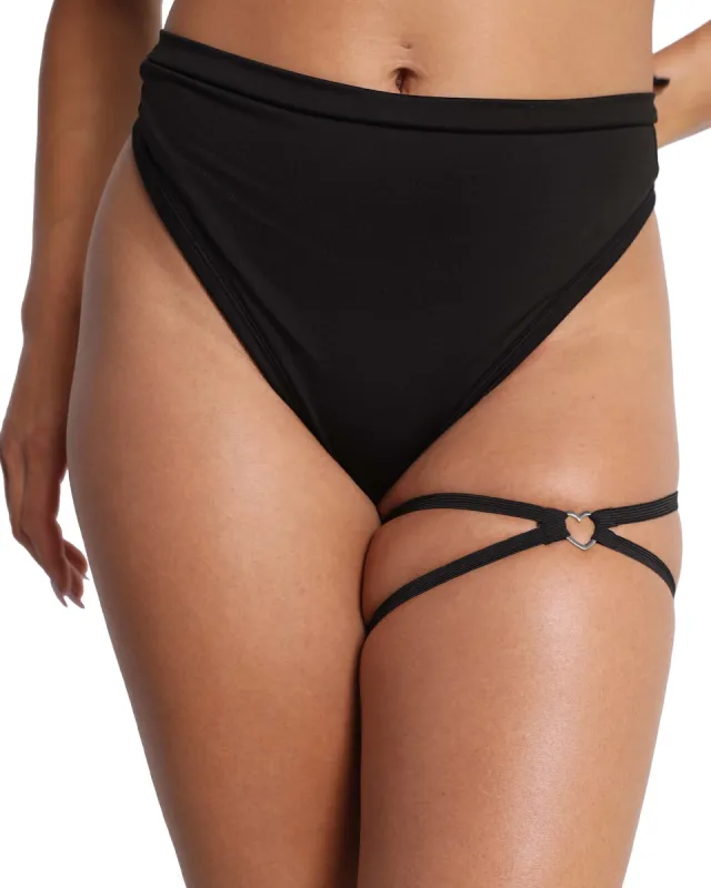 Love Bug Heart Single Leg Garter sold by iHeartRaves