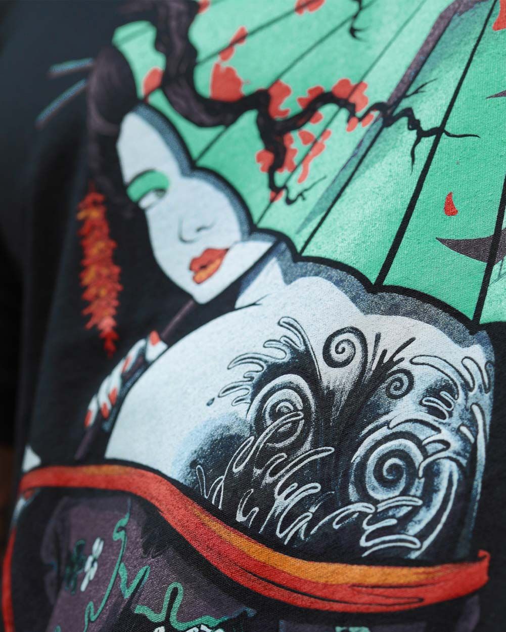 Geisha's Charm Tee sold by iHeartRaves product image thumbnail 4