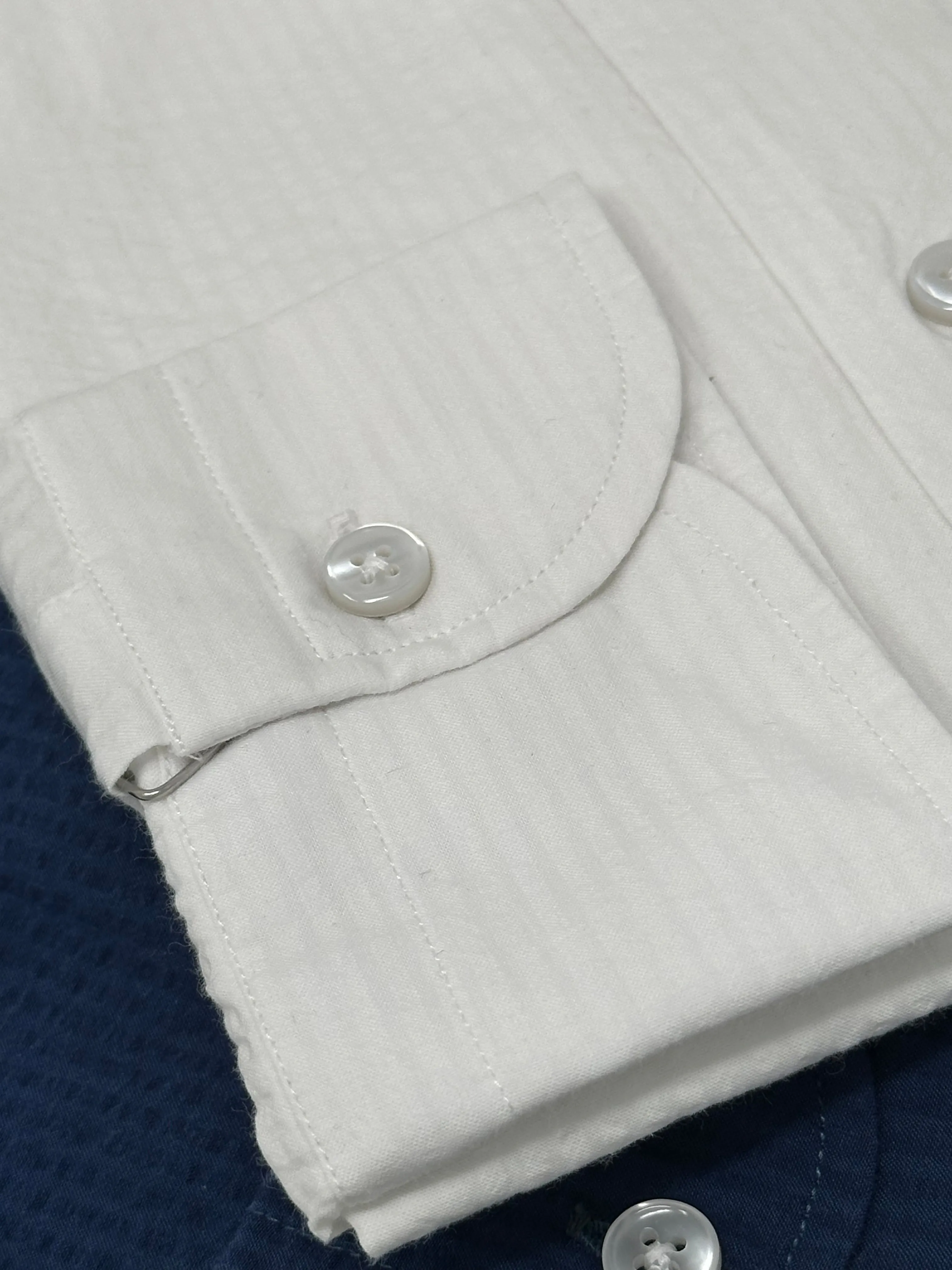 White Seersucker Shirt sold by Ike Behar product image thumbnail 4