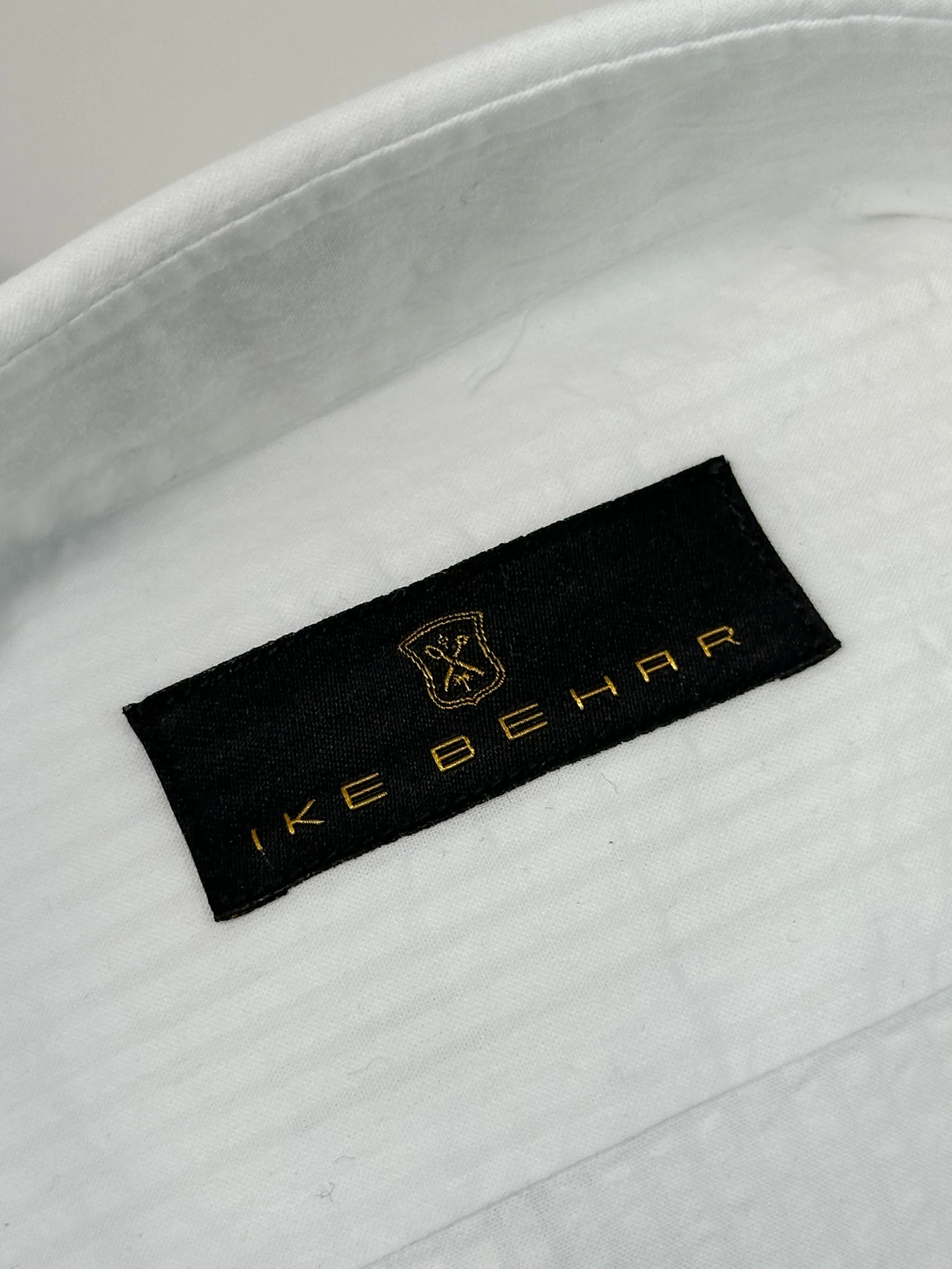 White Seersucker Shirt sold by Ike Behar product image thumbnail 2