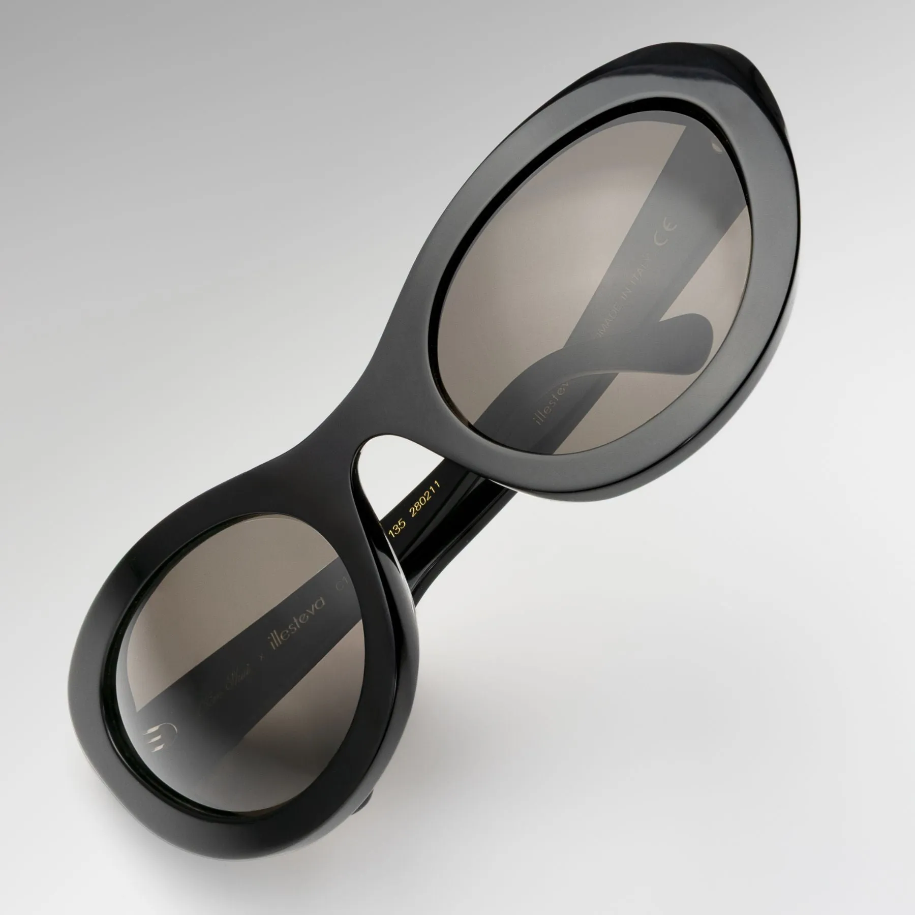 Kim Shui x illesteva sold by Illesteva product image thumbnail 3