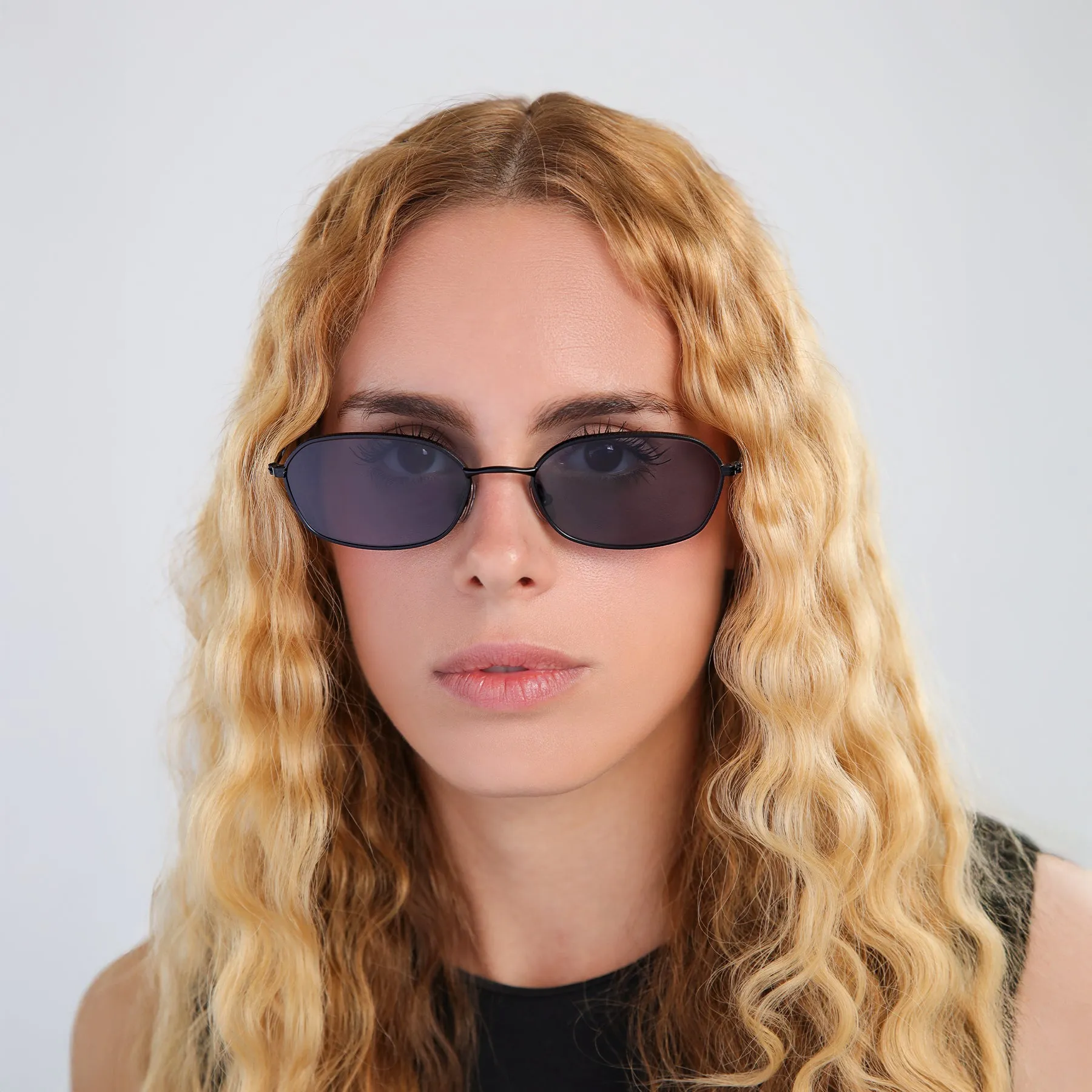 East Houston Sunglasses sold by Illesteva product image thumbnail 4