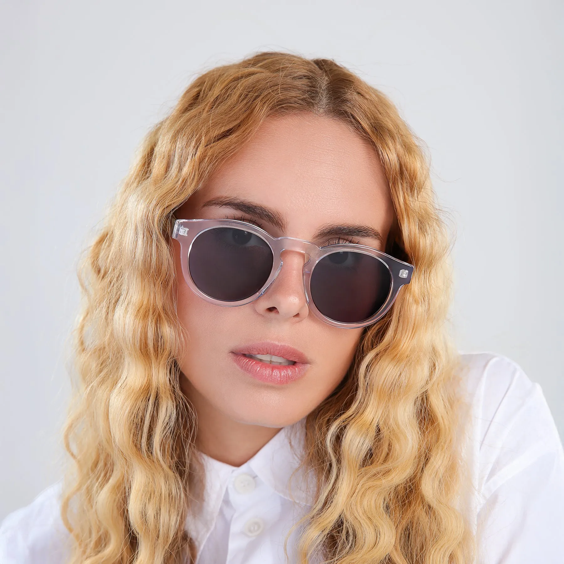 Leonard (15 Year Anniversary) Sunglasses sold by Illesteva product image thumbnail 5