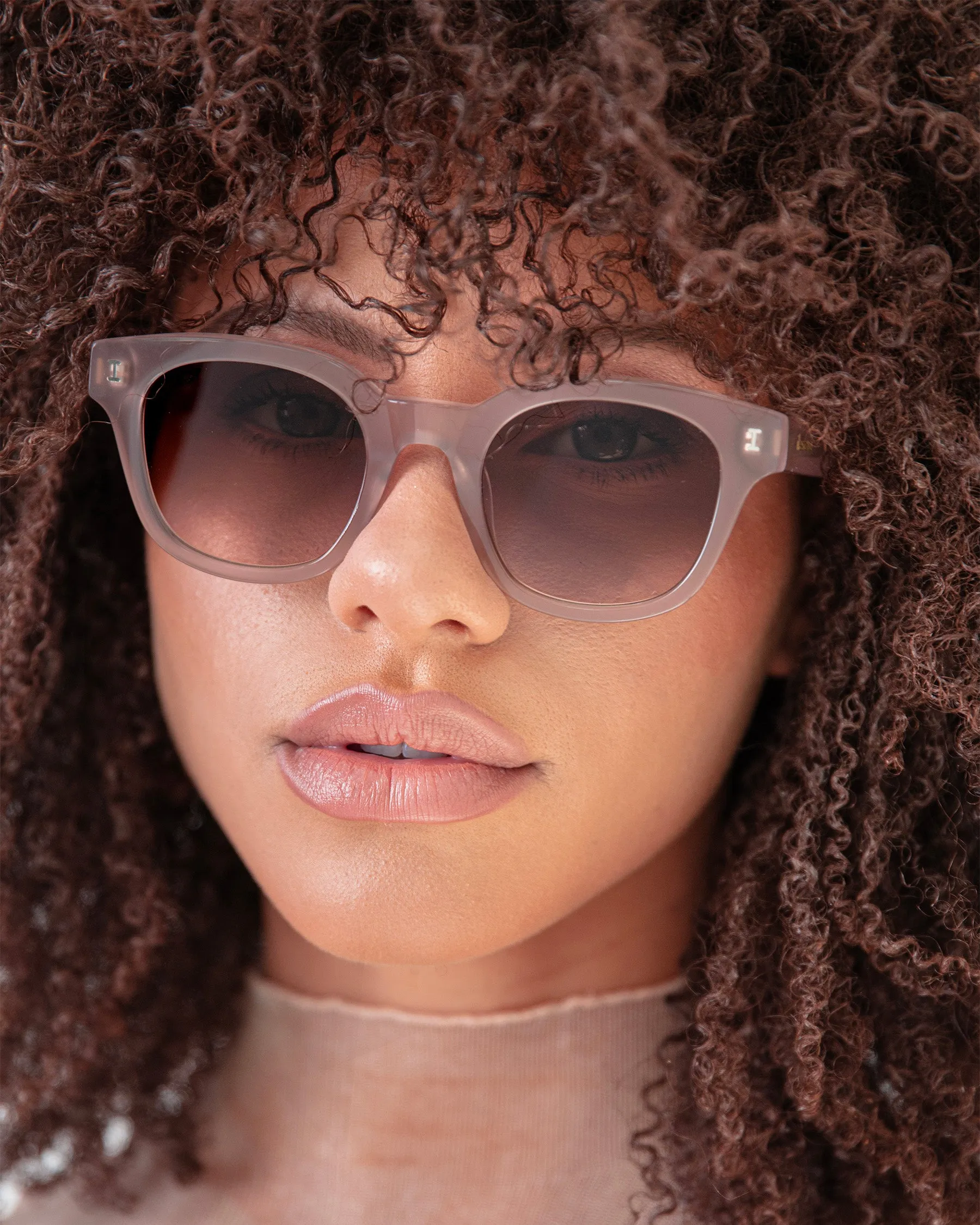 Vail Sunglasses sold by Illesteva product image thumbnail 5