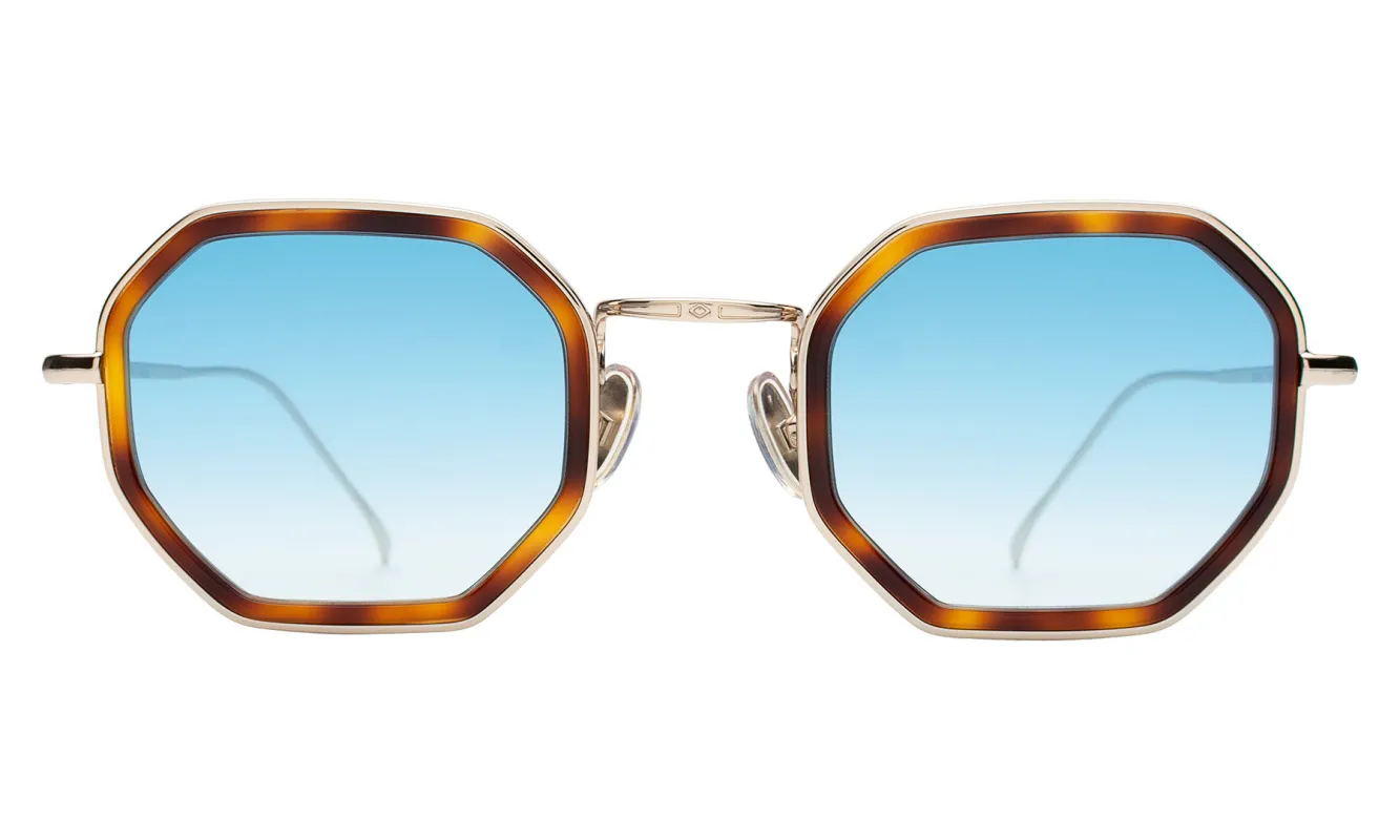 Dylan Tate Sunglasses sold by Illesteva