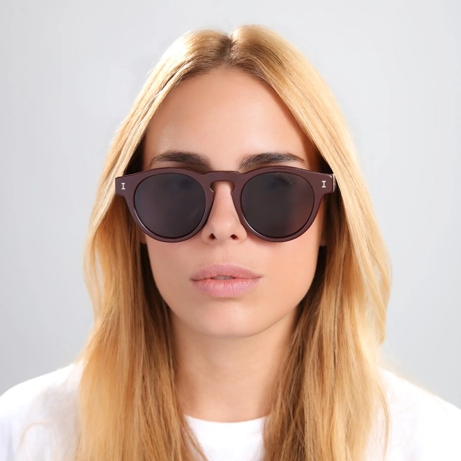 Leonard Sunglasses sold by Illesteva product image thumbnail 3