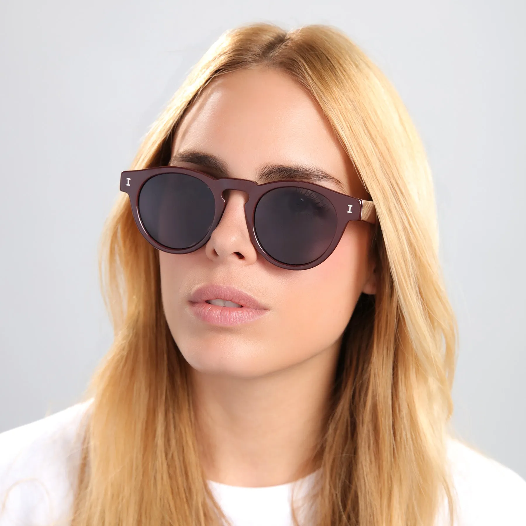 Leonard Sunglasses sold by Illesteva product image thumbnail 4